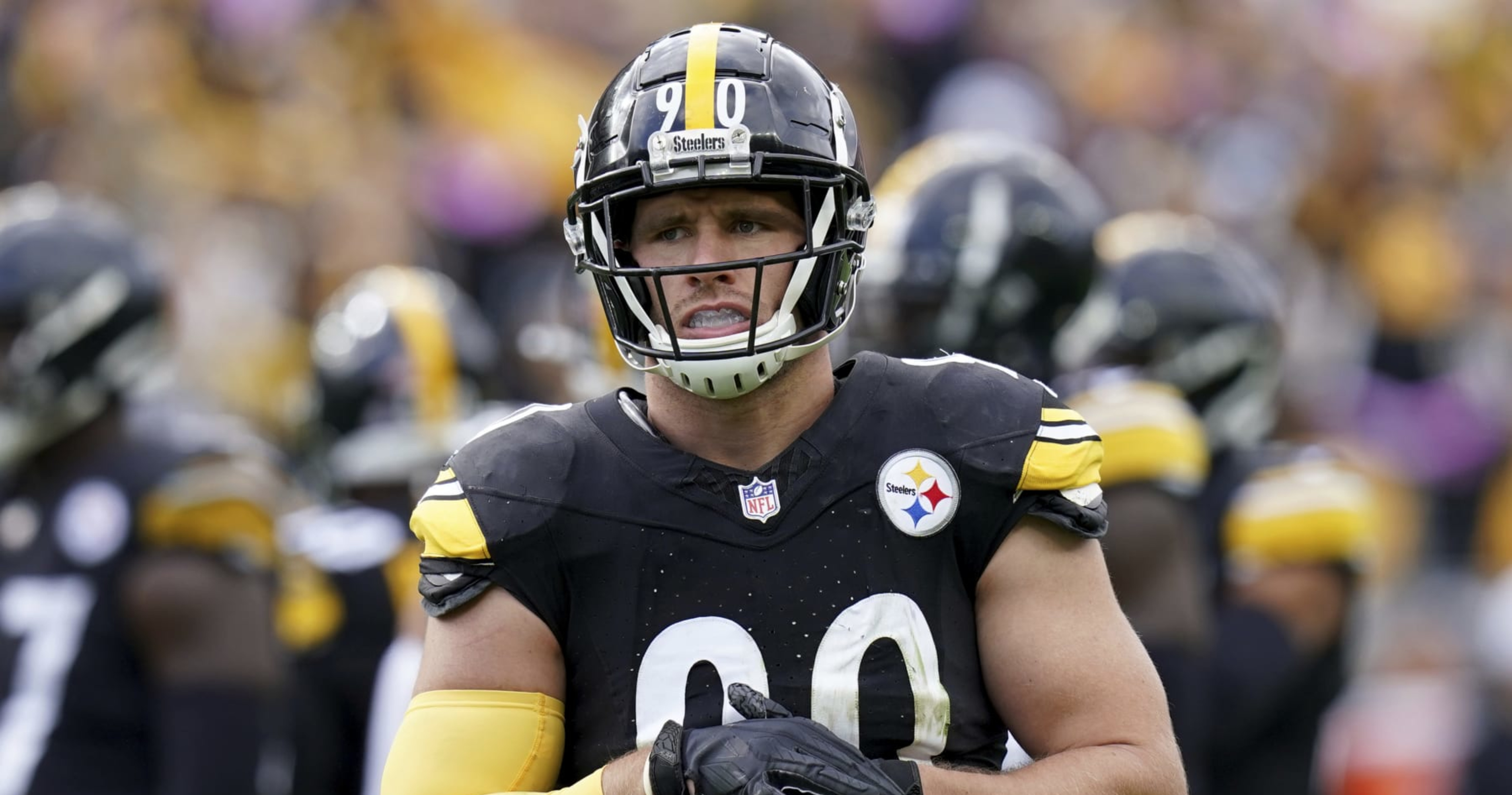 Report: Steelers T.J. Watt Won't Miss Time After 'Badly' Dislocated ...
