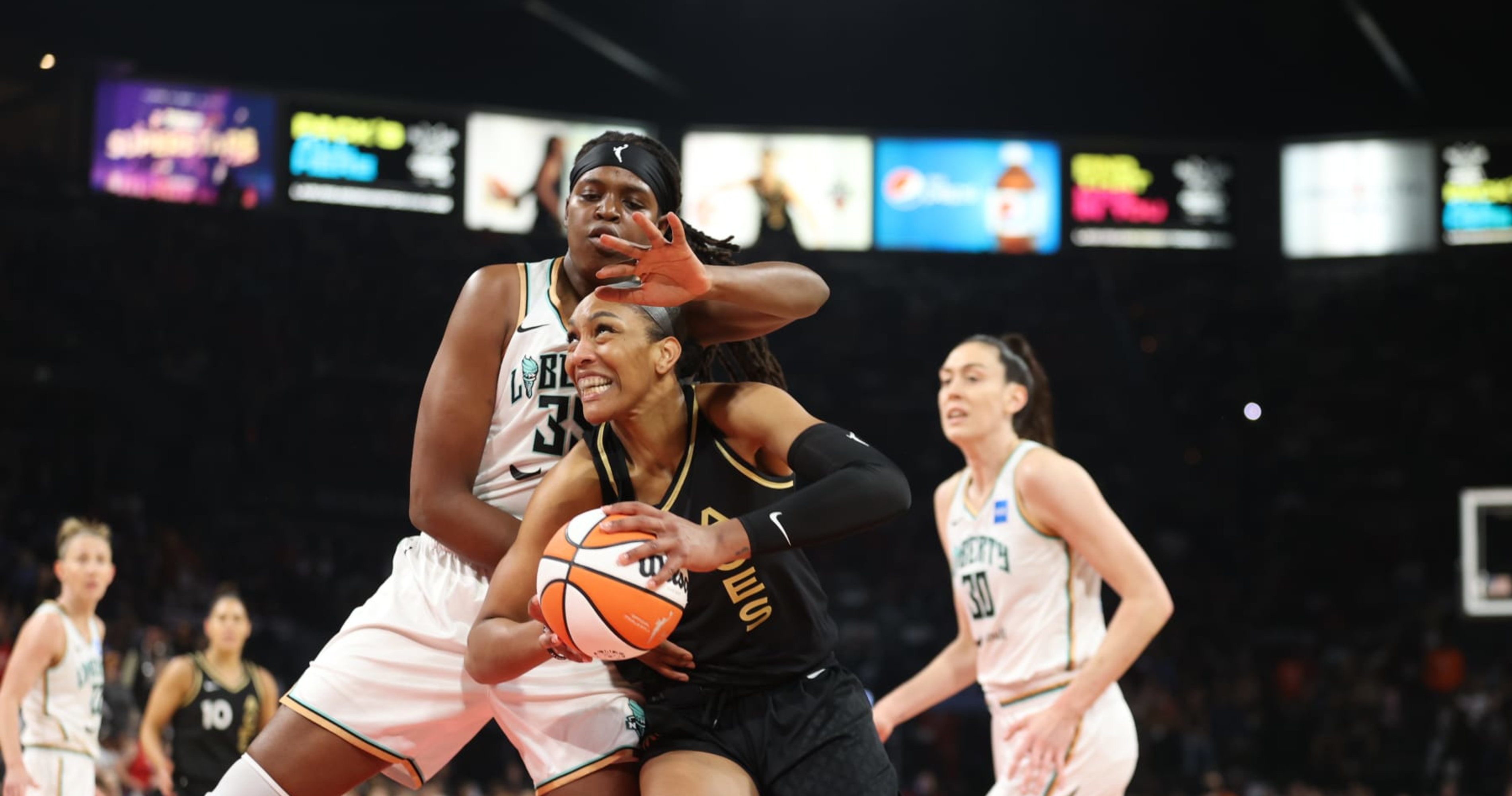 Home cooking: Jones, Stewart lead Liberty past Aces to avoid WNBA