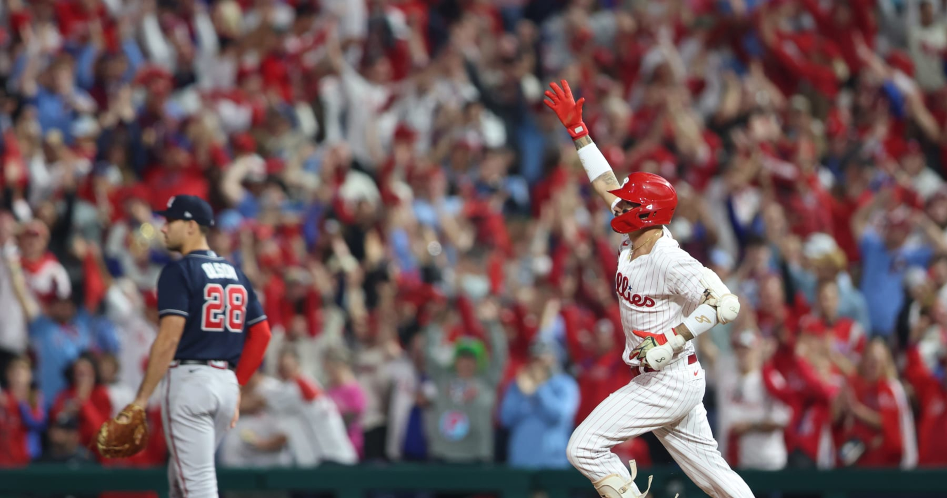 MLB reportedly halts Braves' big hat home run celebration after