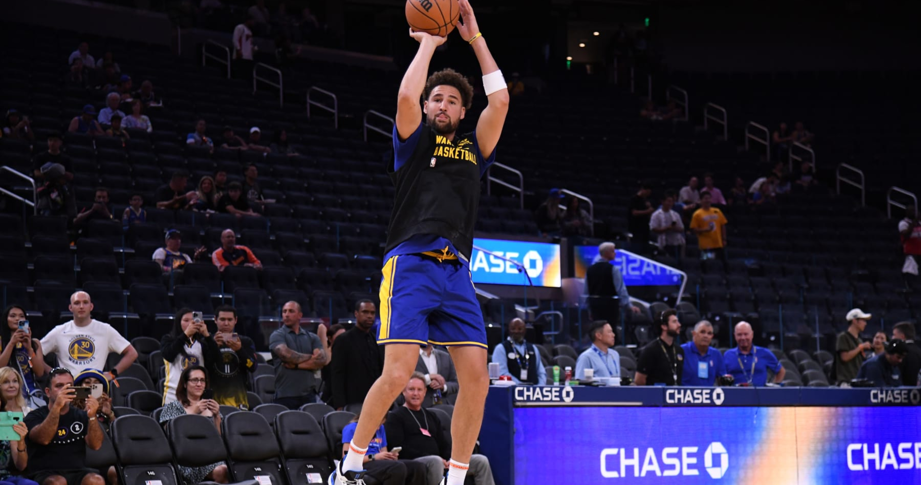 NBA Rumors Warriors' Klay Thompson Could Get 4Year Contract Worth 30