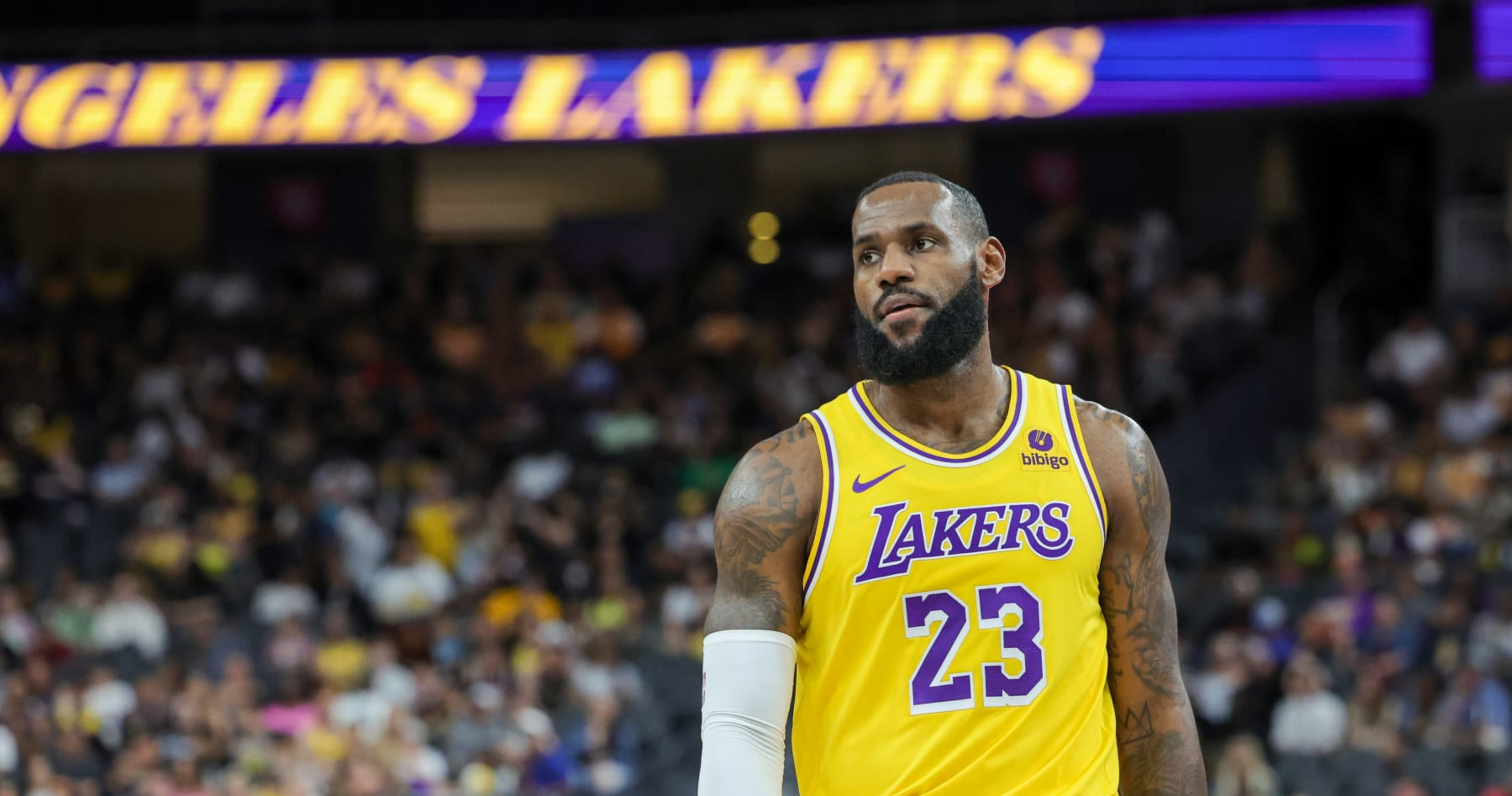 Lakers Rumors LeBron James 'Extra Engaged' in Camp from 'A Leadership