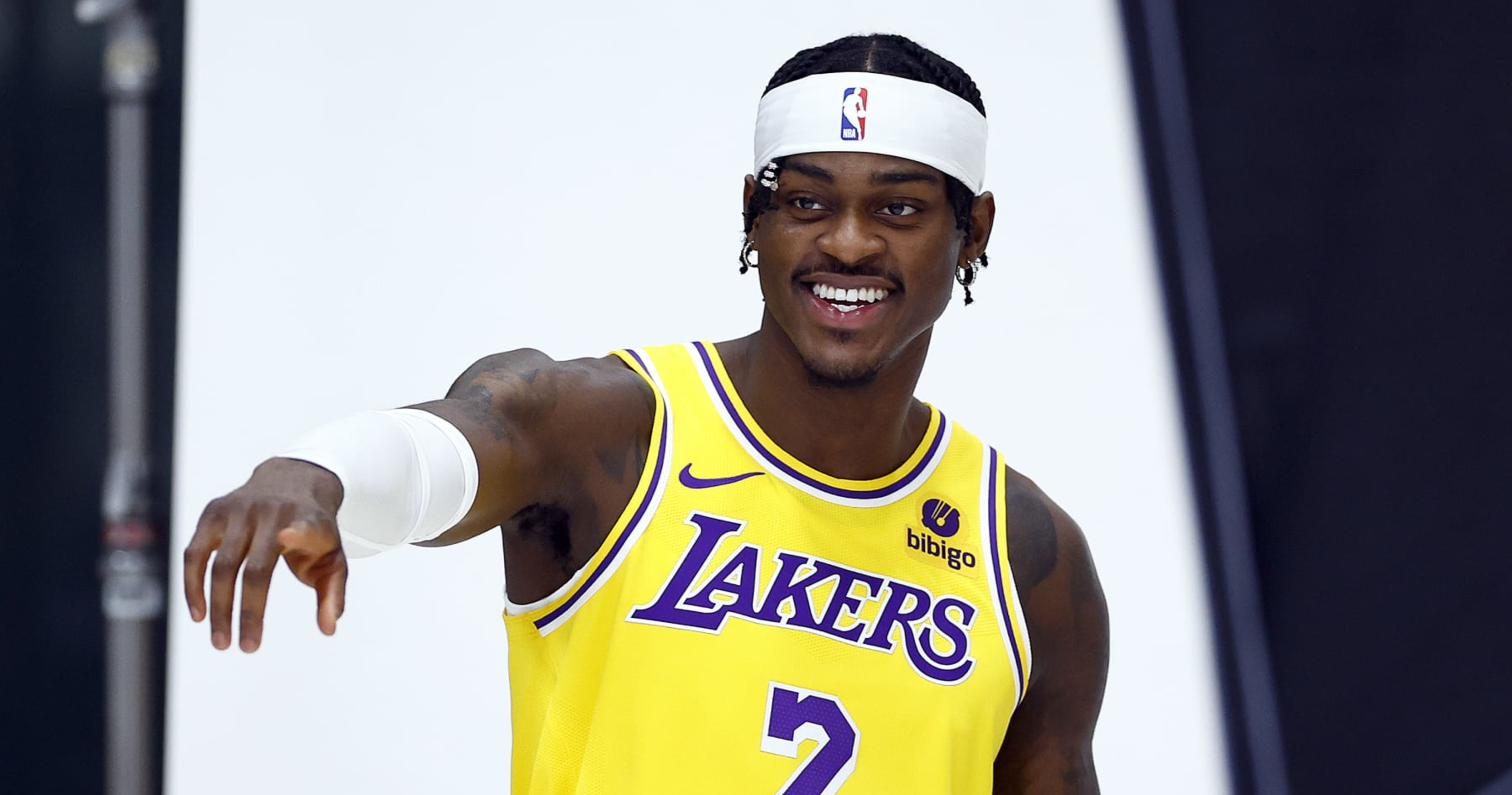 Lakers Sign Jarred Vanderbilt To Four-Year Extension