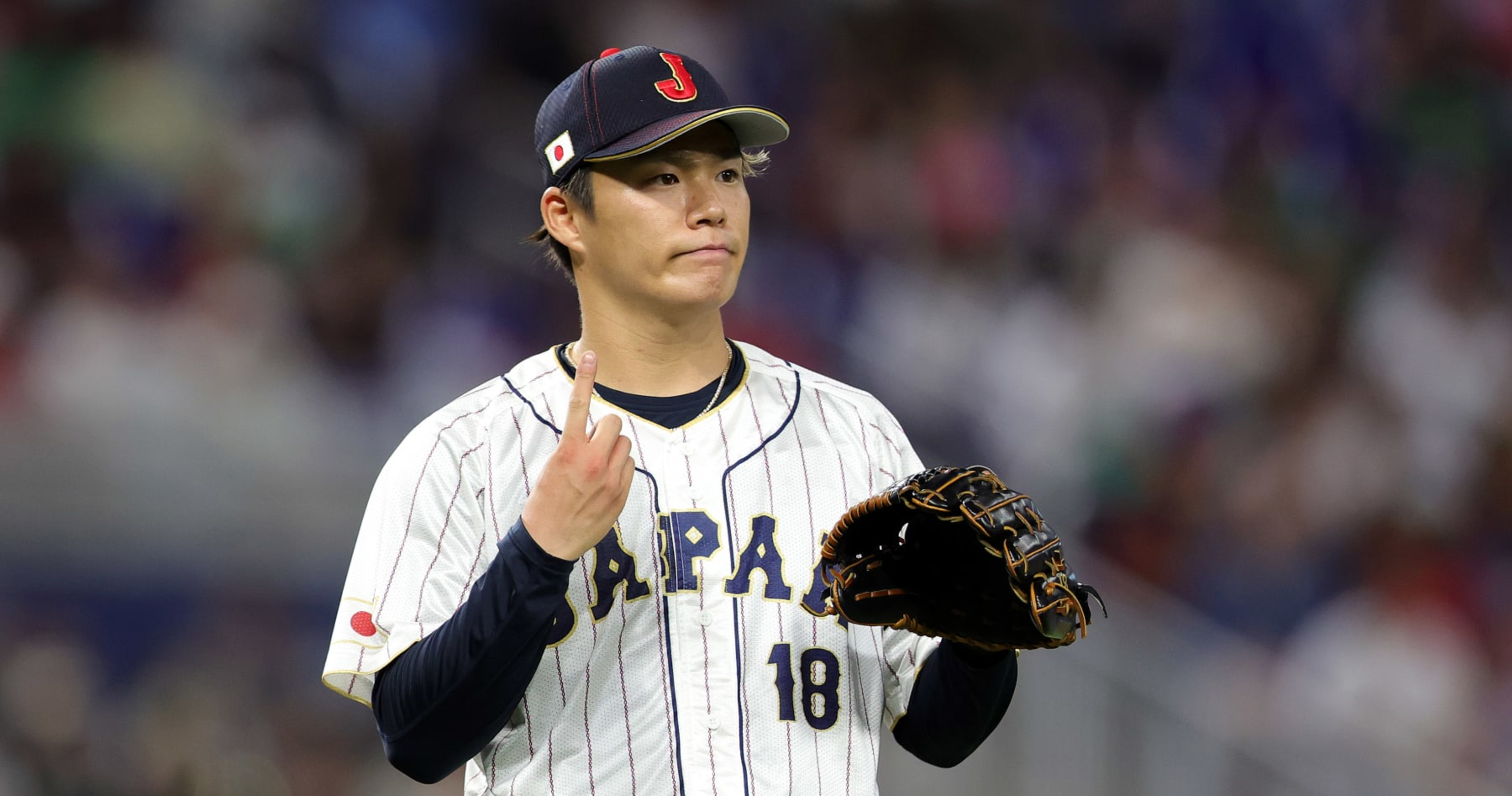 Yoshinobu Yamamoto Contract Should Be Dodgers' Top Offseason Priority ...