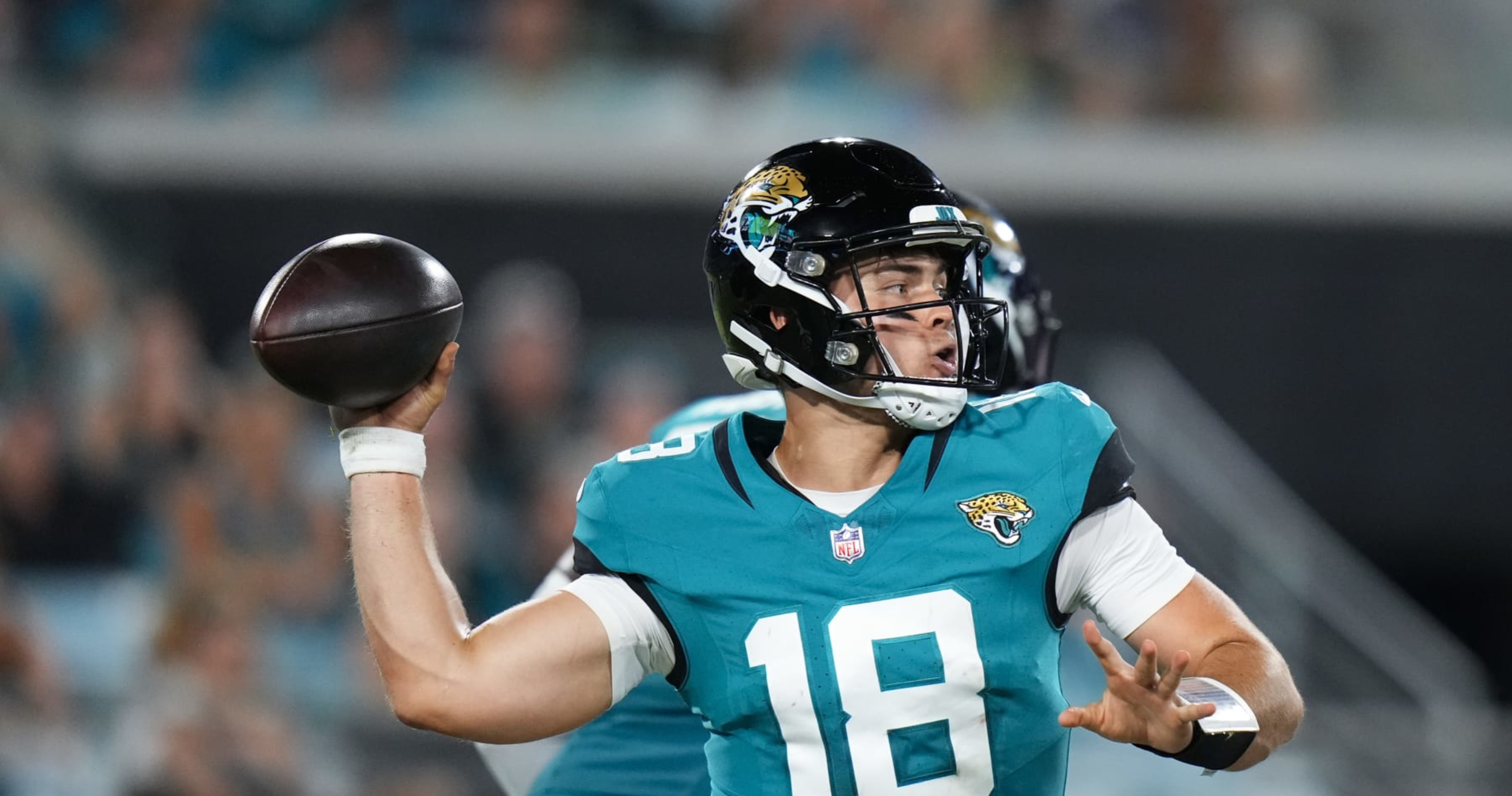 Report: Nathan Rourke Signs Jaguars Contract amid Trevor Lawrence's ...