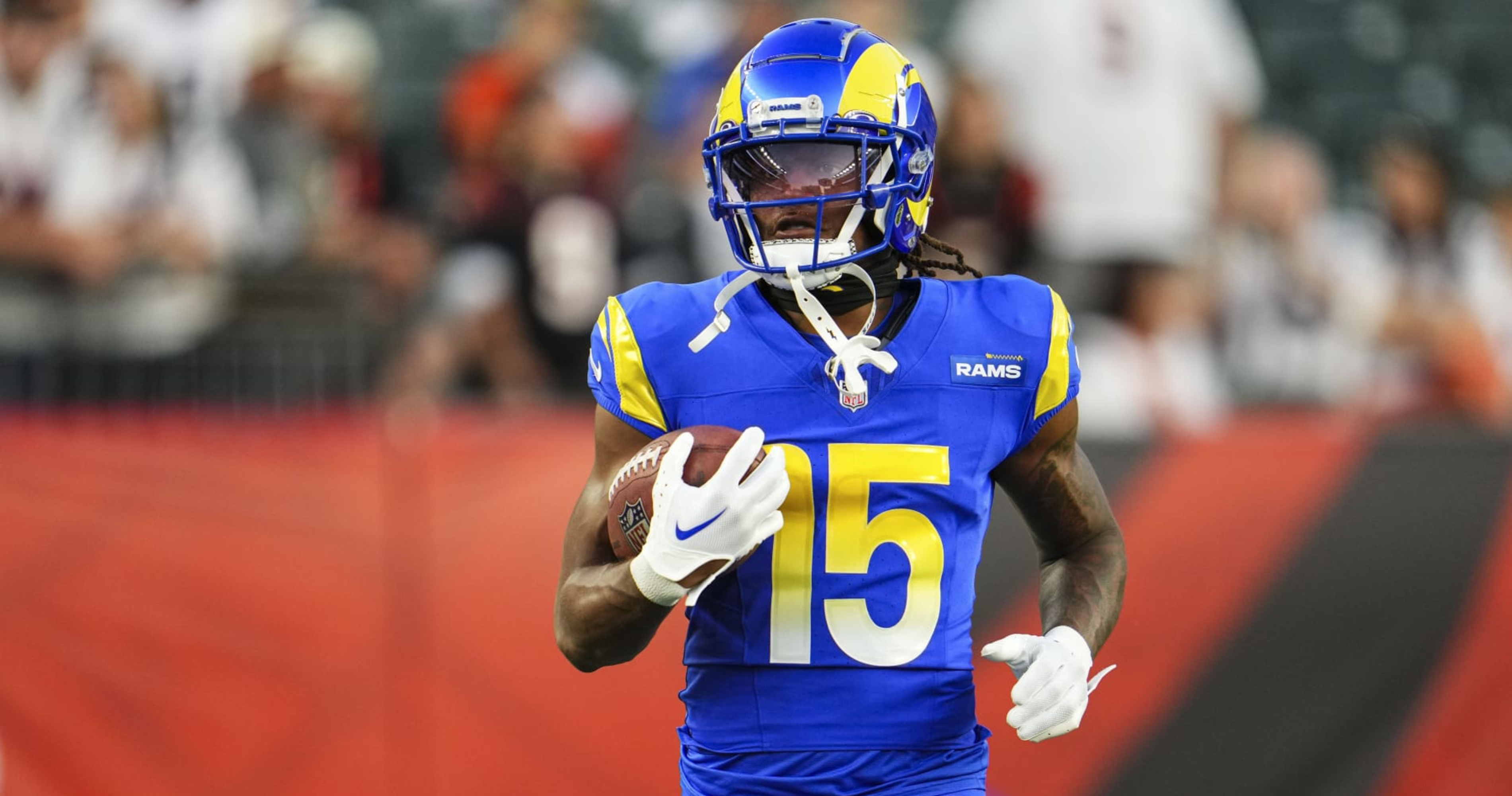 Rams WR Demarcus Robinson Robbed At Gunpoint In LA; Over 100K Of ...