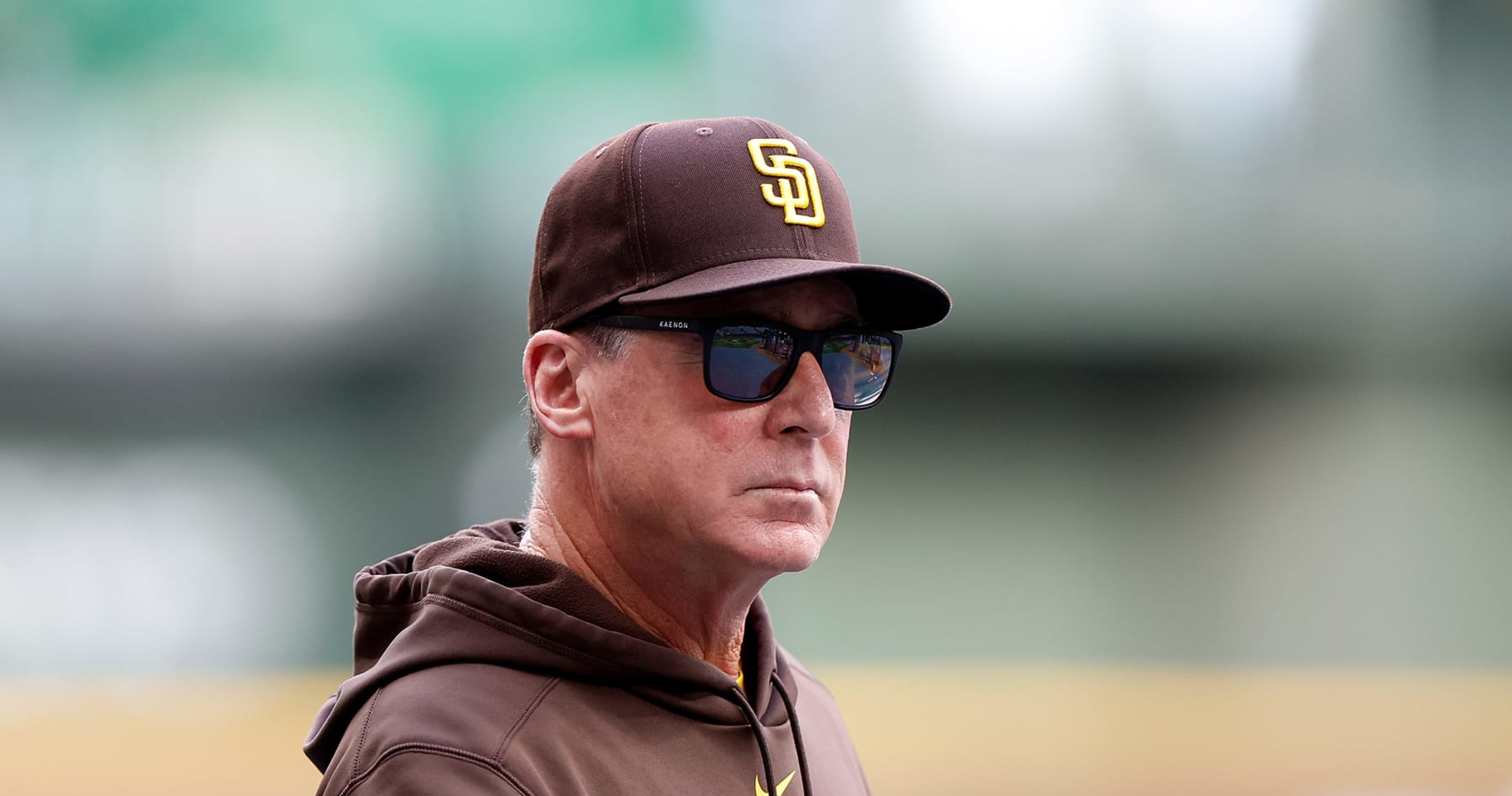 Bob Melvin appears safe with Padres as Giants seek new manager