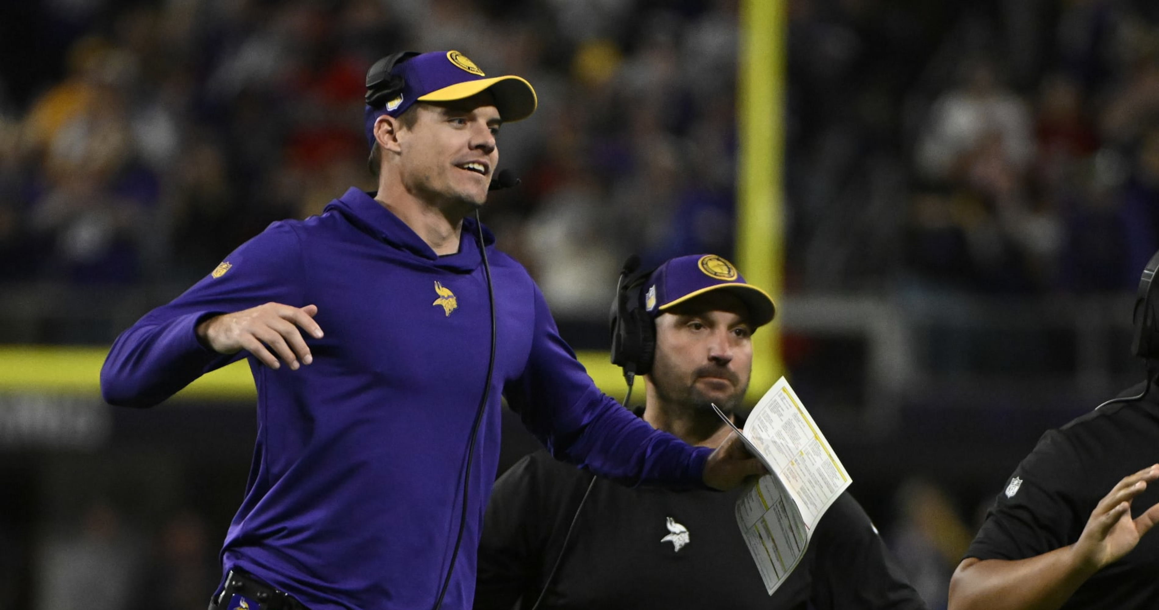 Vikings' Kevin O'Connell Explains Telling T.J. Hockenson to 'Go Down ...