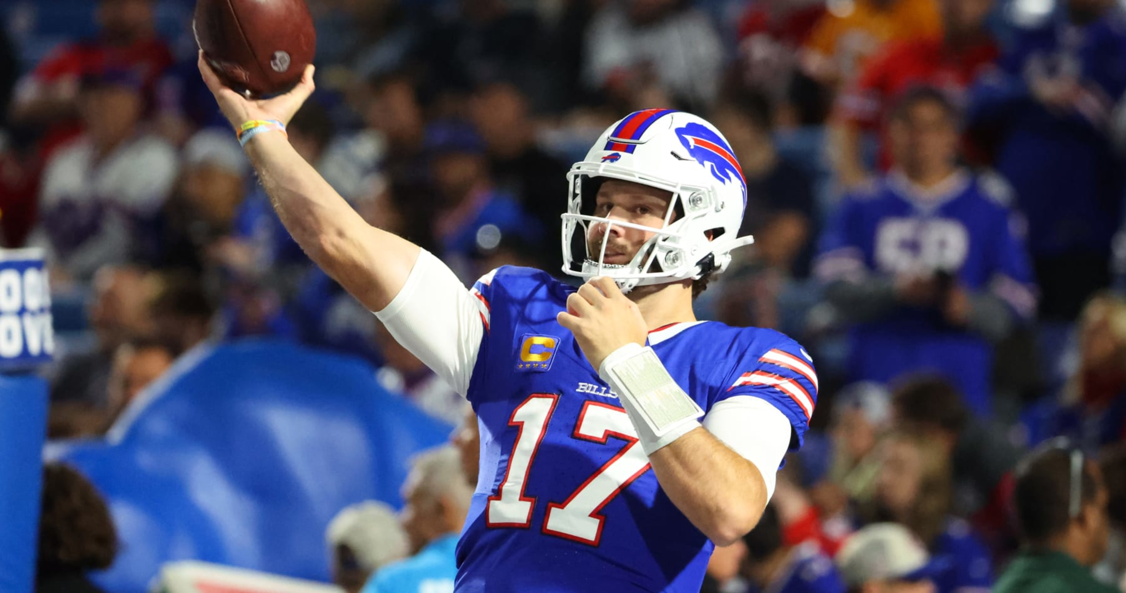 Bills' Josh Allen Downplays Shoulder Injury After Win Over Bucs: 'We'll ...