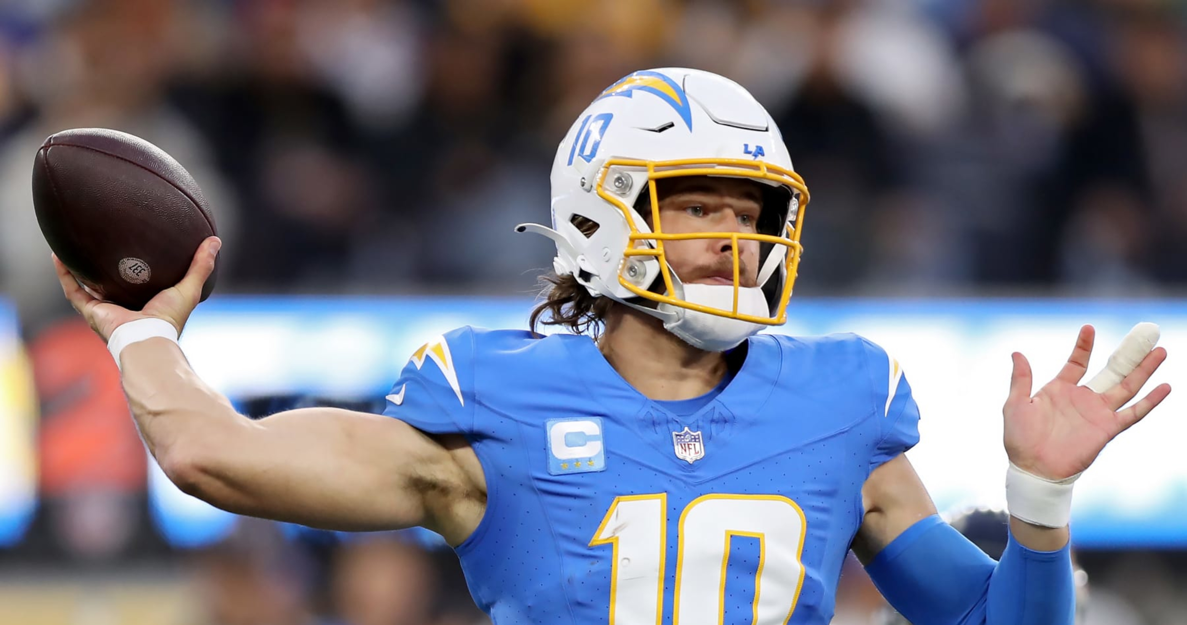 Justin Herbert Impresses NFL Fans As Chargers Rout Bears With Justin ...