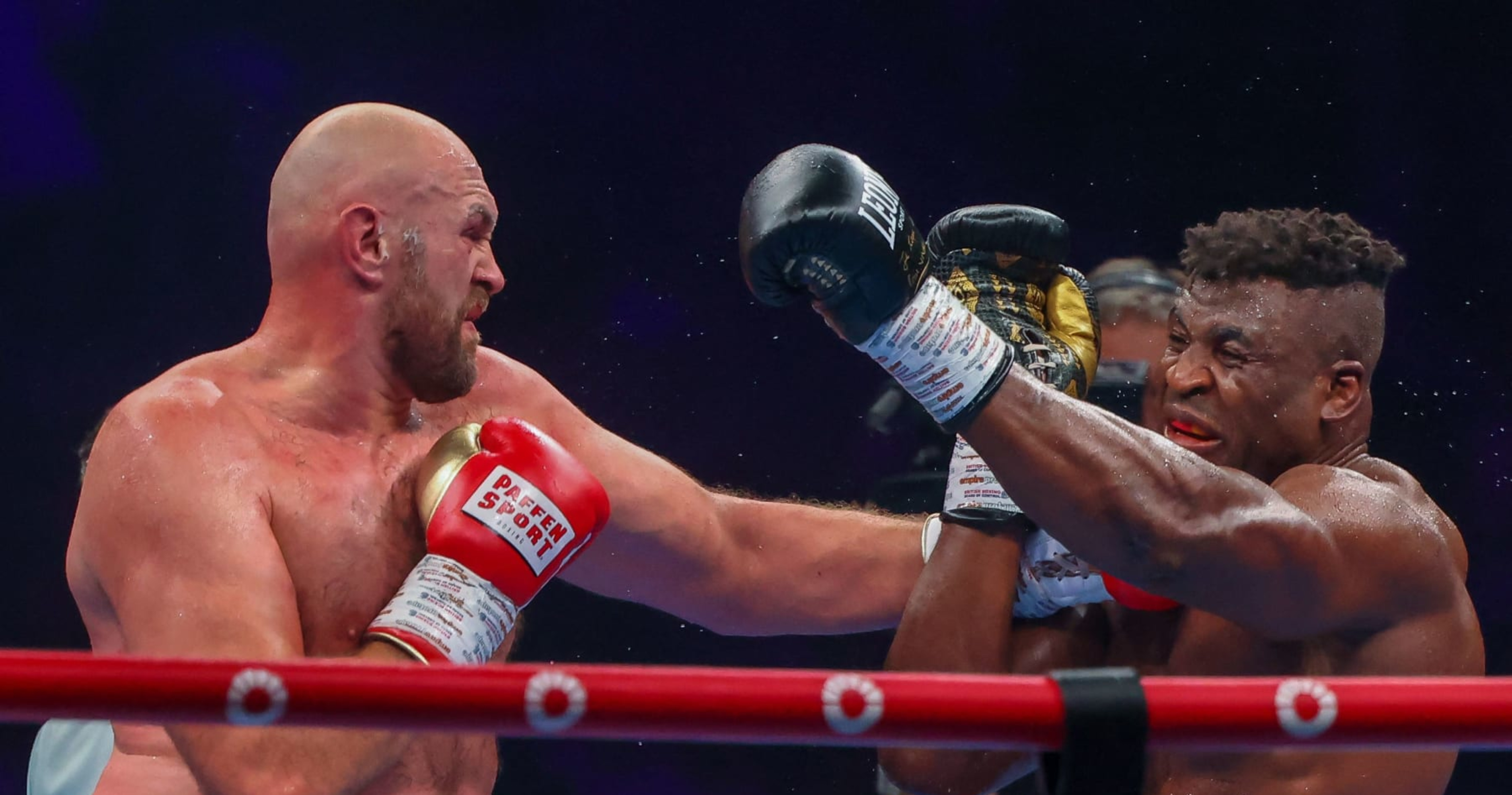 Report: Tyson Fury's Fight Vs. Oleksandr Usyk Moved To Feb. After ...