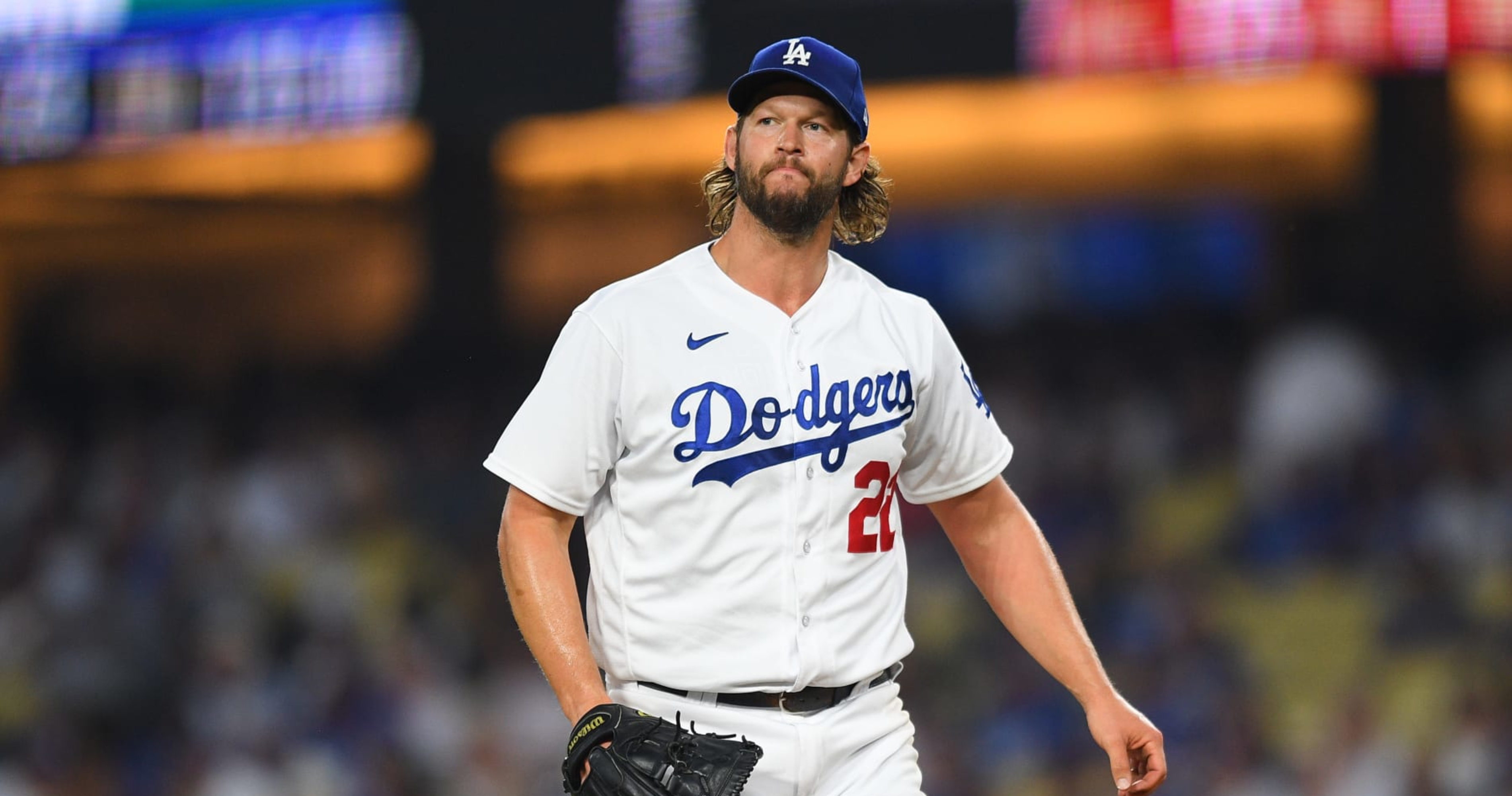 Dodgers FA Clayton Kershaw Has Surgery on Shoulder Injury; Eyes Summer