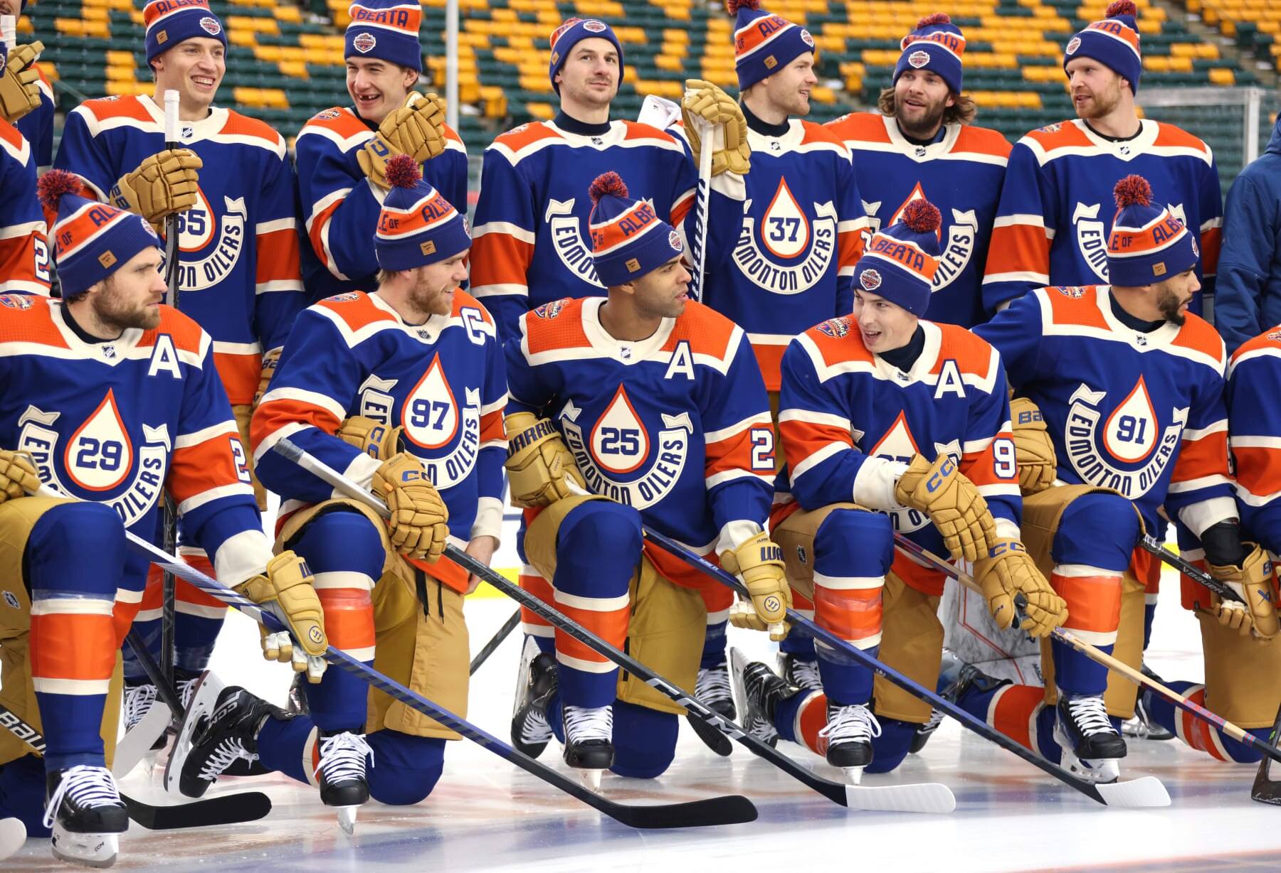Buying or Burying 8 NHL Teams off to Tough Starts - Vimarsana News