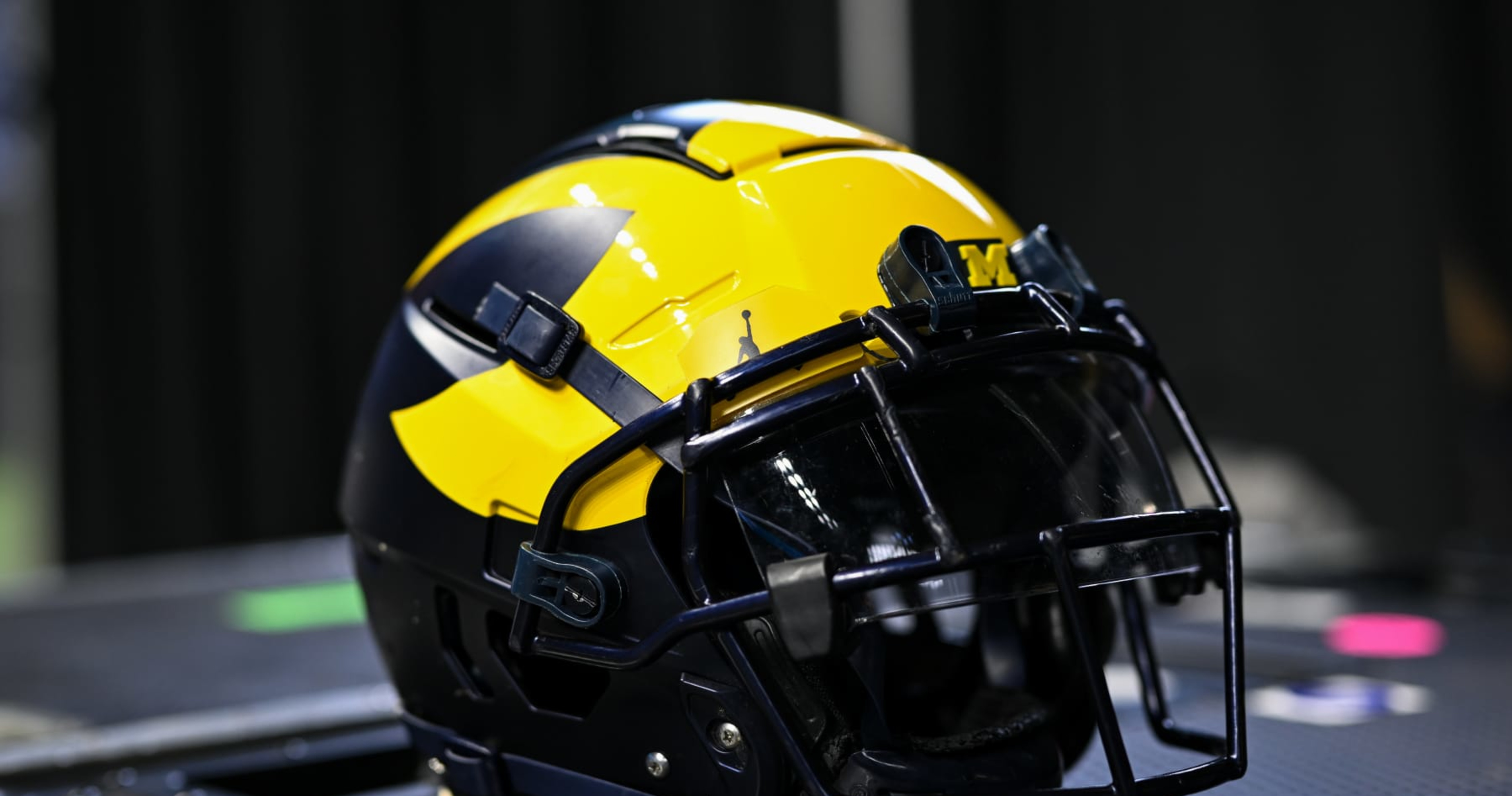 Report: Former Big Ten Staffer Stole Michigan's Signs, Compiled Info ...