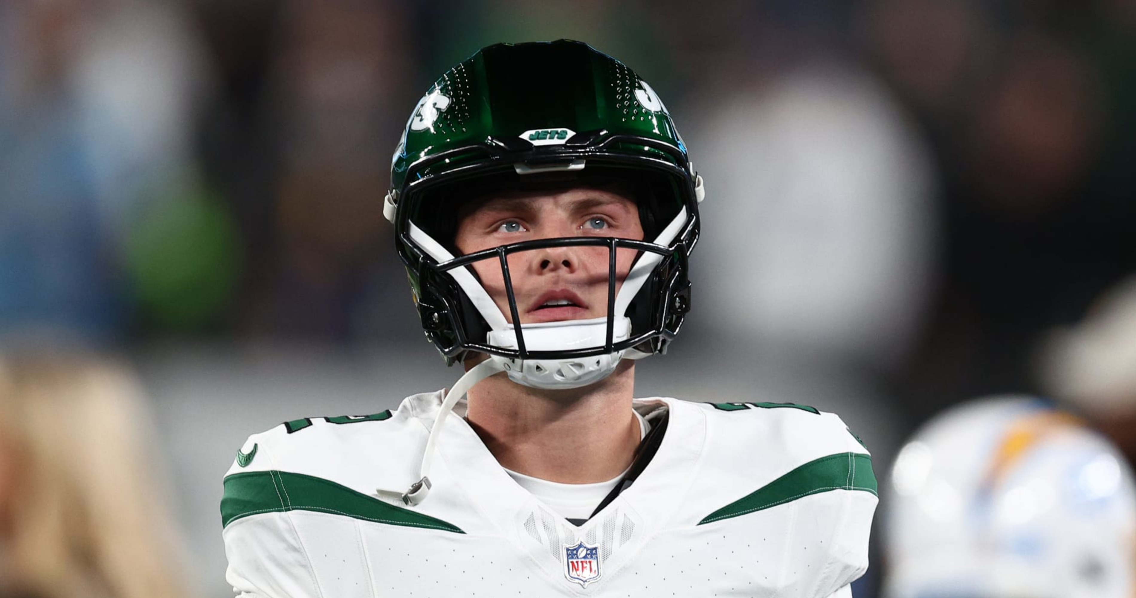 Jets' Zach Wilson Trolled by NFL Fans After Taking 7 Sacks in MNF Loss to Chargers thumbnail