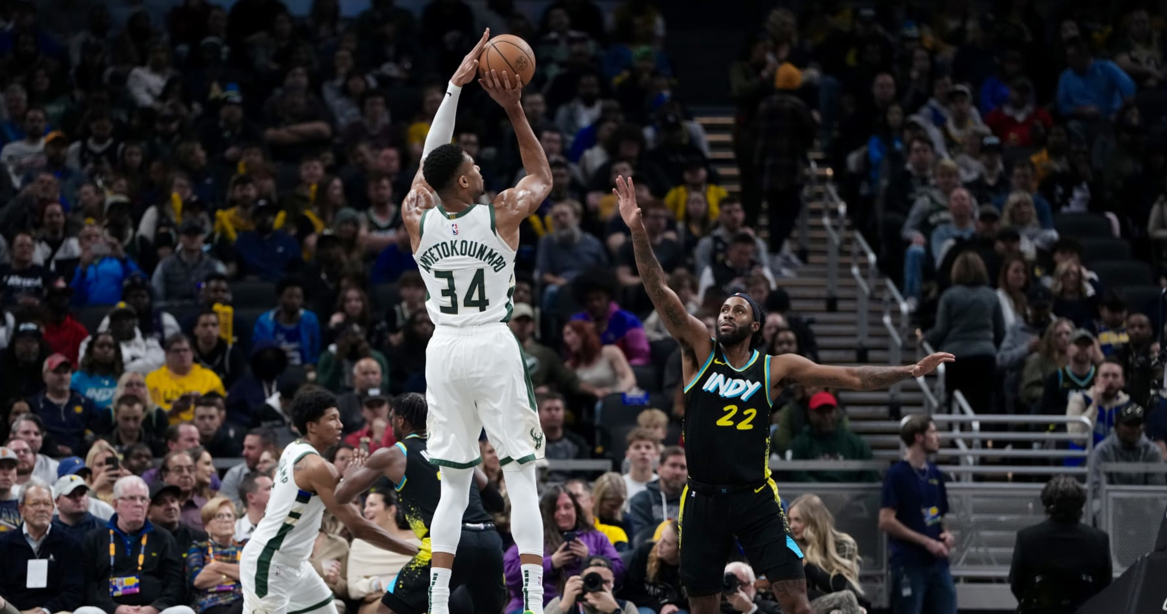 NBA Fans Question Bucks As Giannis' 54 Not Enough Vs. Pacers Without ...