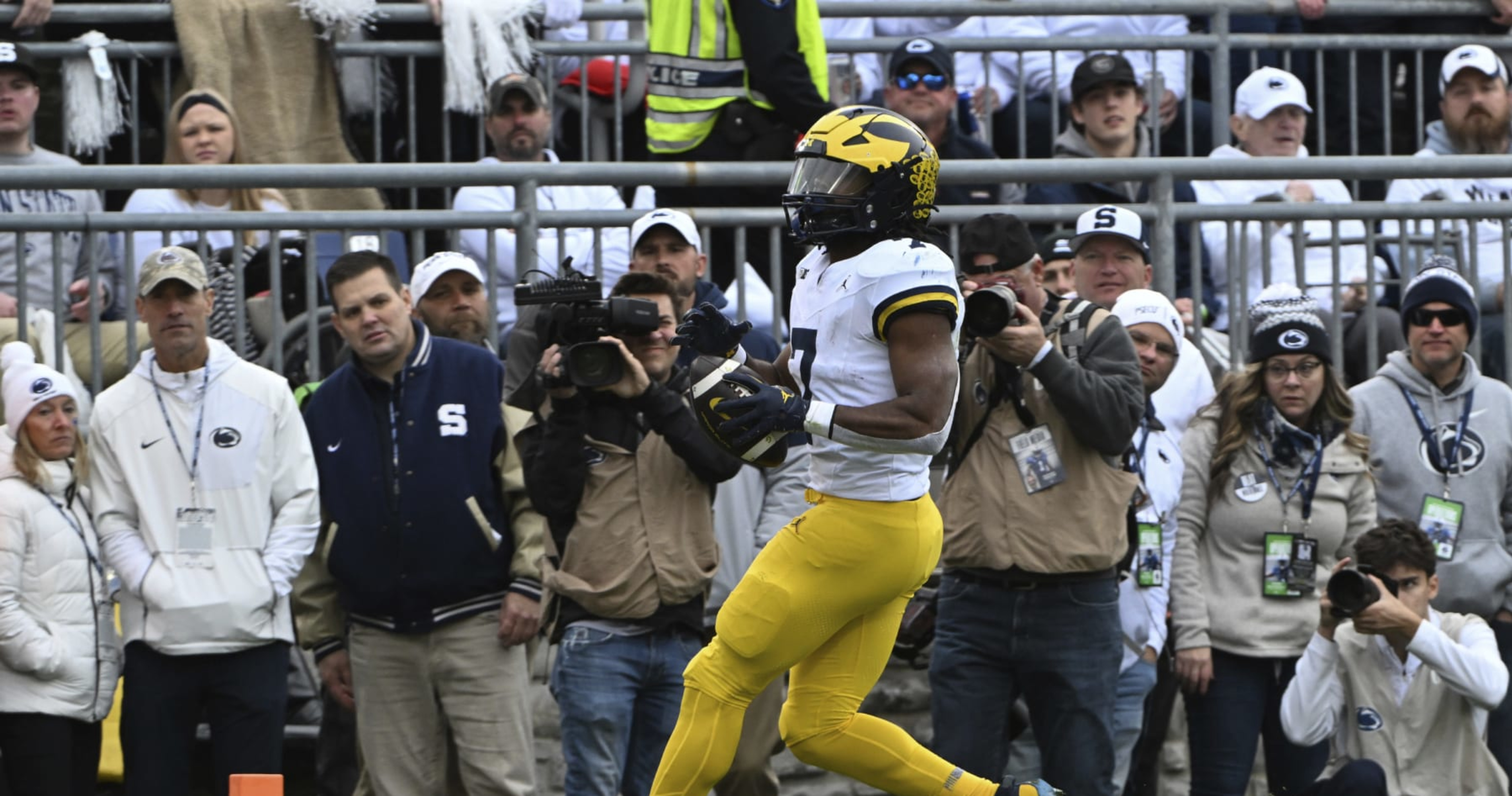 Michigan wanted to 'smash' Penn State on the groundand it did - Maize n  Brew