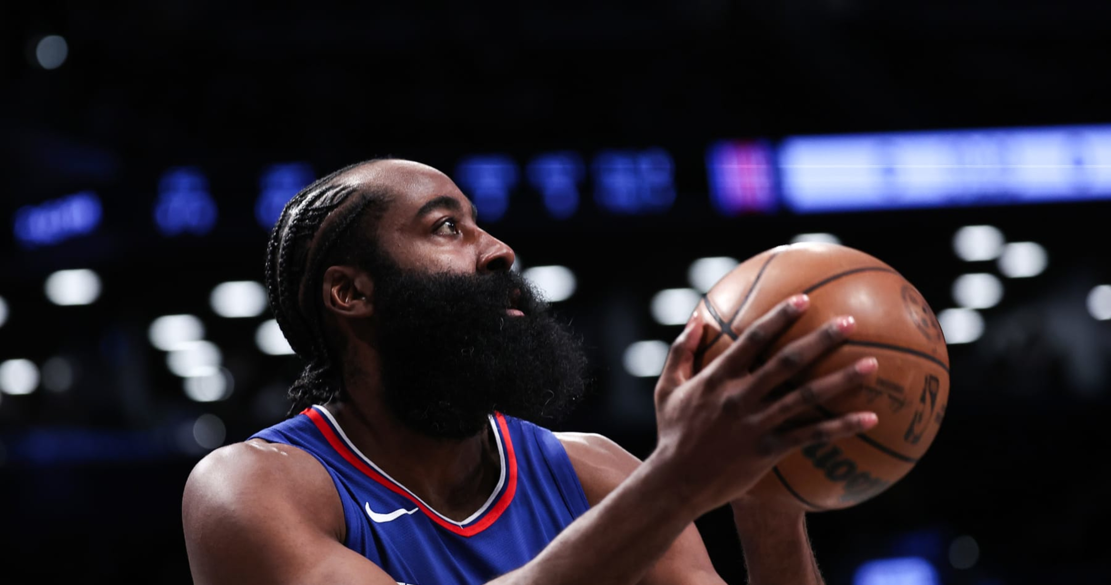 Lue: James Harden 'Doing Too Much to Try to Fit In' with Clippers Since 76ers Trade