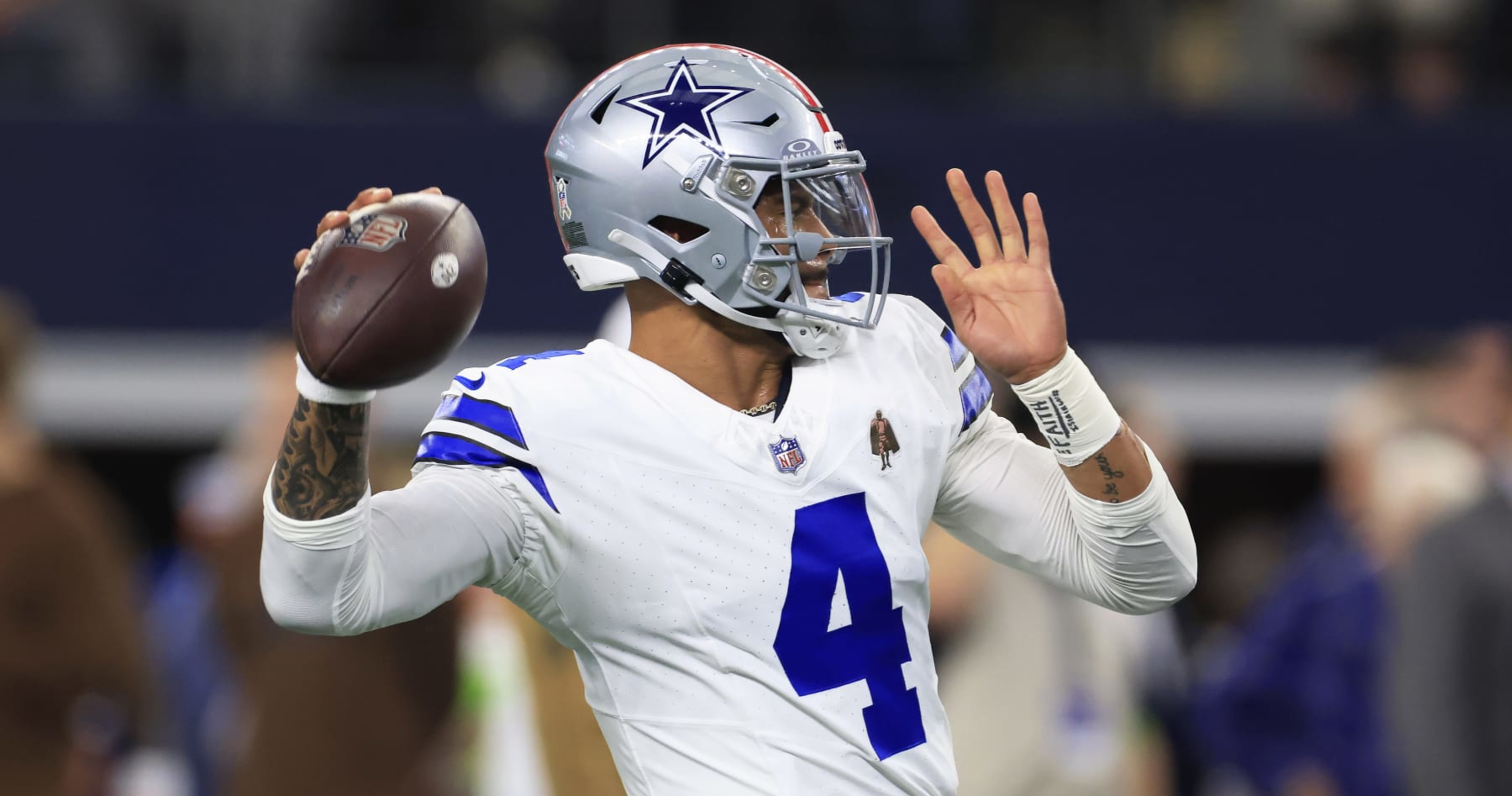 Dak Prescott, CeeDee Lamb Thrill NFL Fans as Cowboys Rout Giants to ...