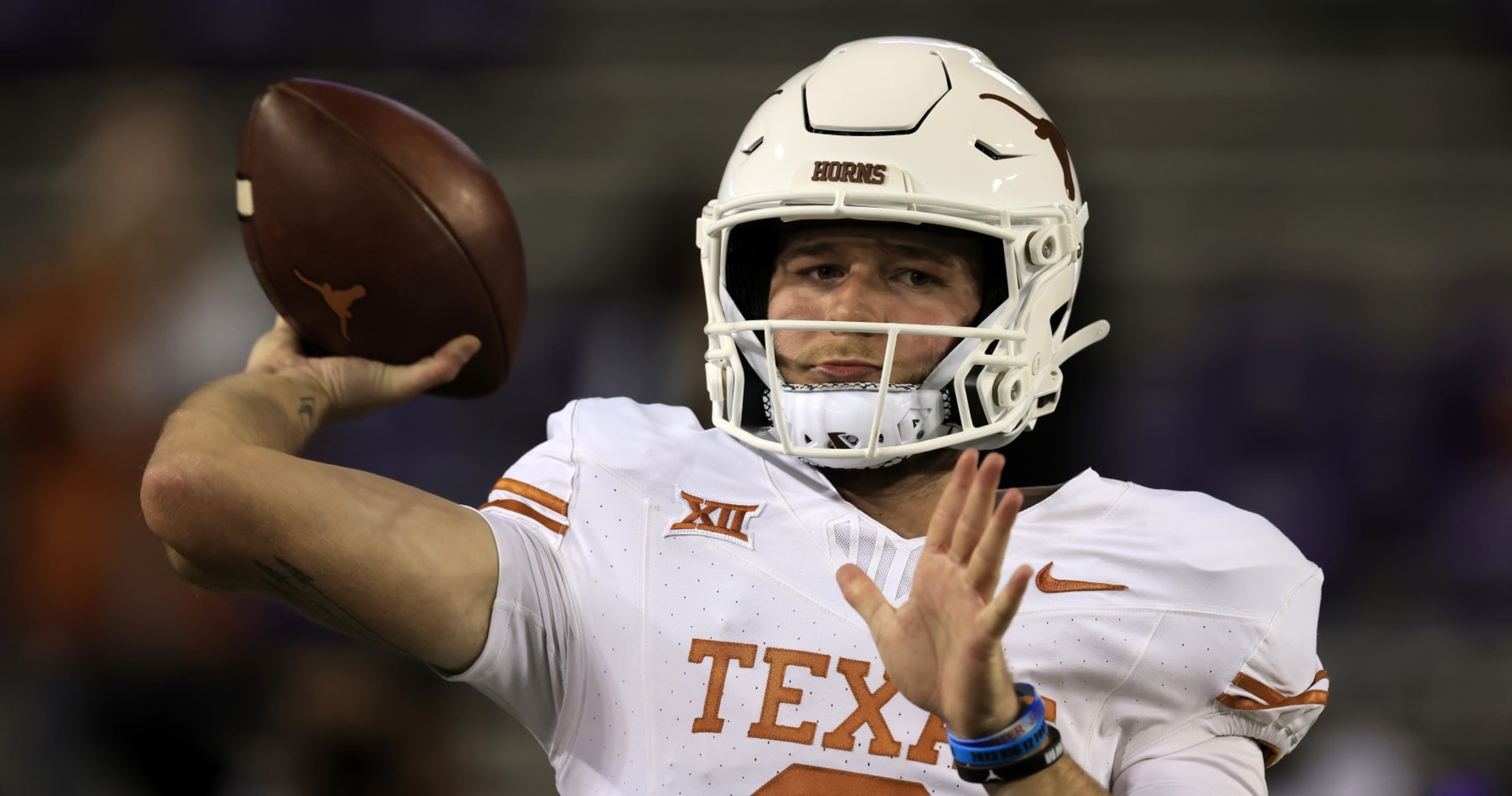 Texas' Quinn Ewers To Return For 2024 CFB Season, Forgo NFL Draft ...