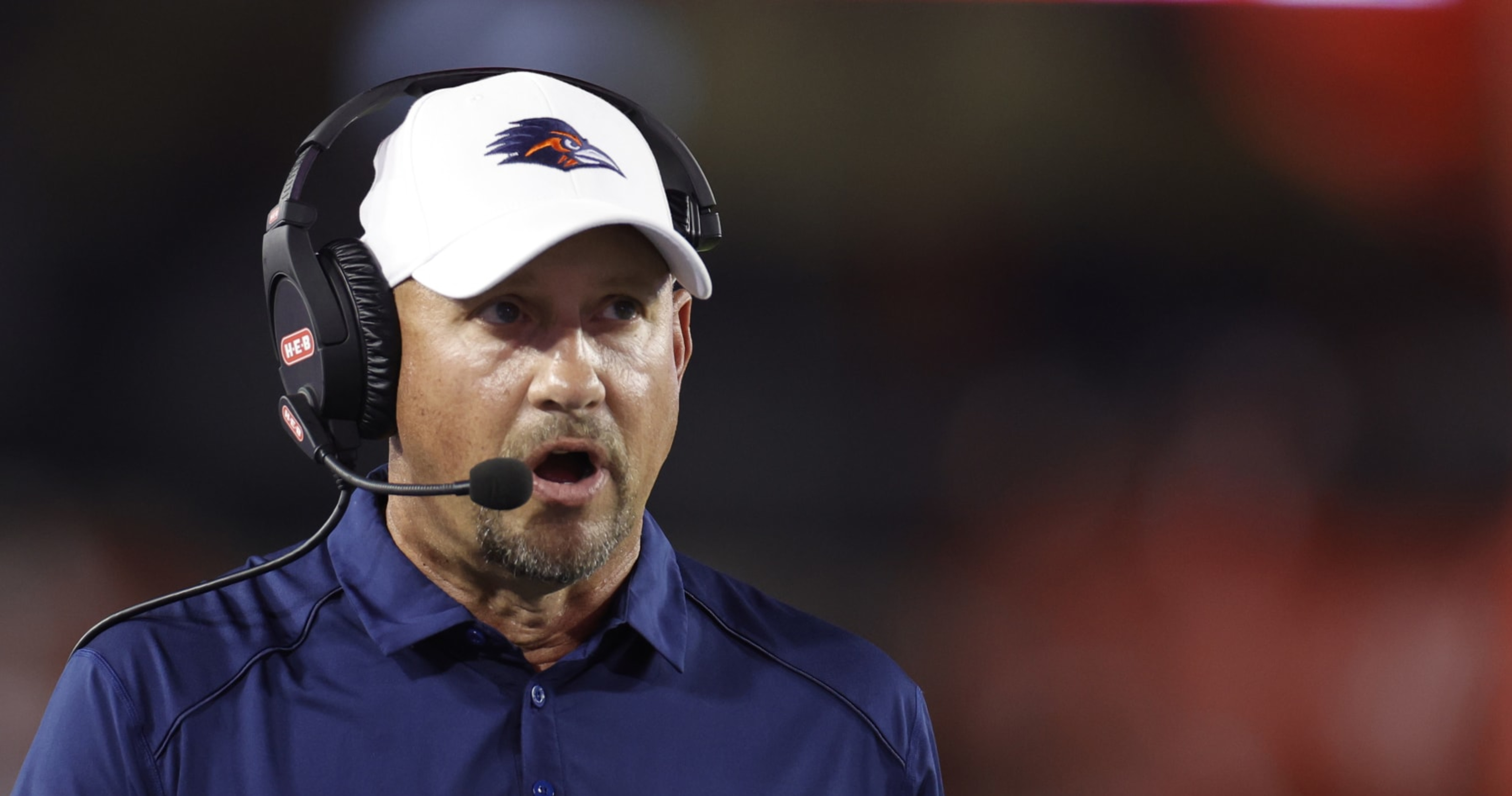 Report Texas A&M Interviews UTSA's Jeff Traylor for HC; Duke's Mike