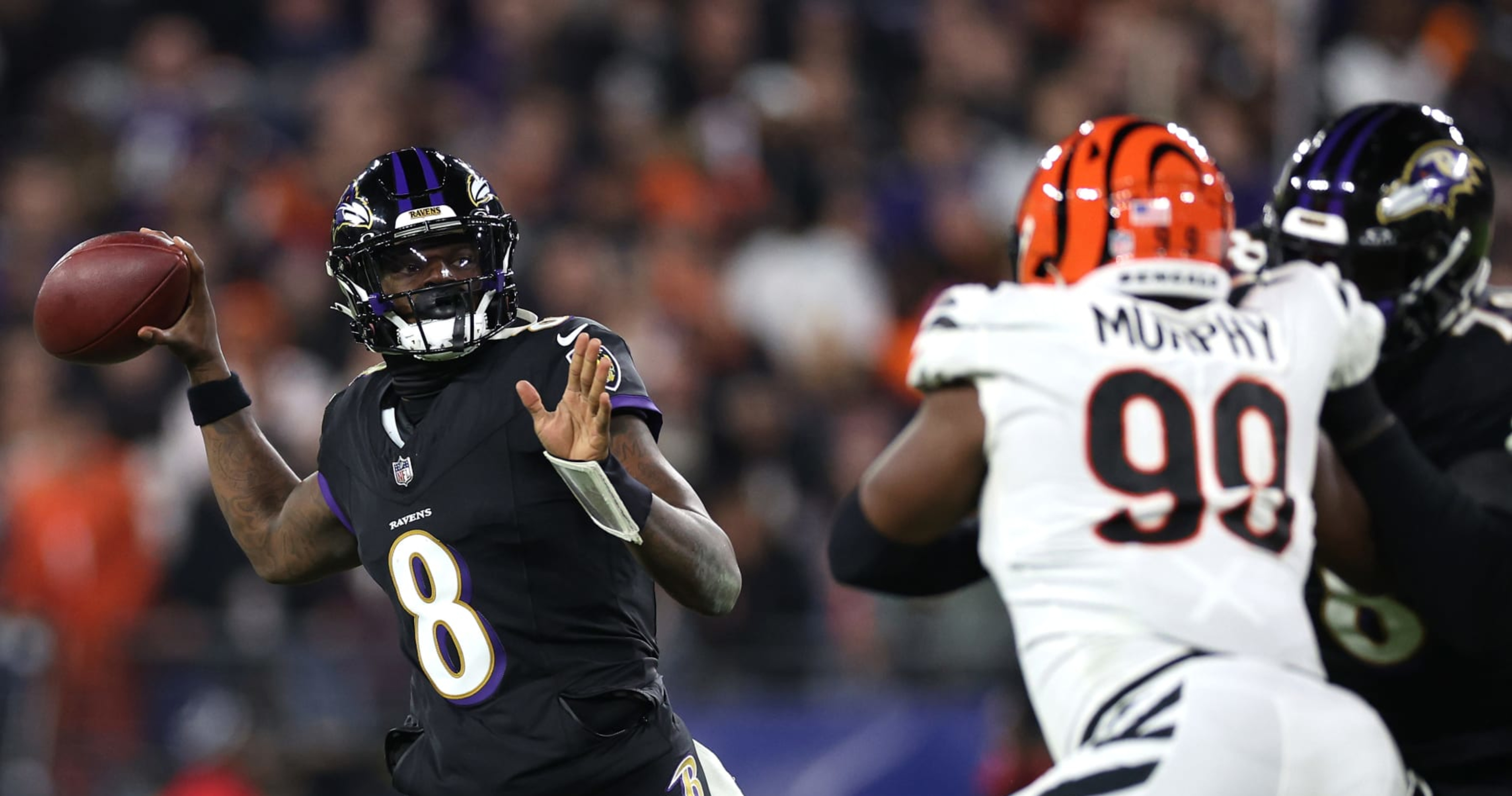 FAA Investigating Drone That Briefly Delayed Bengals vs. Ravens Game