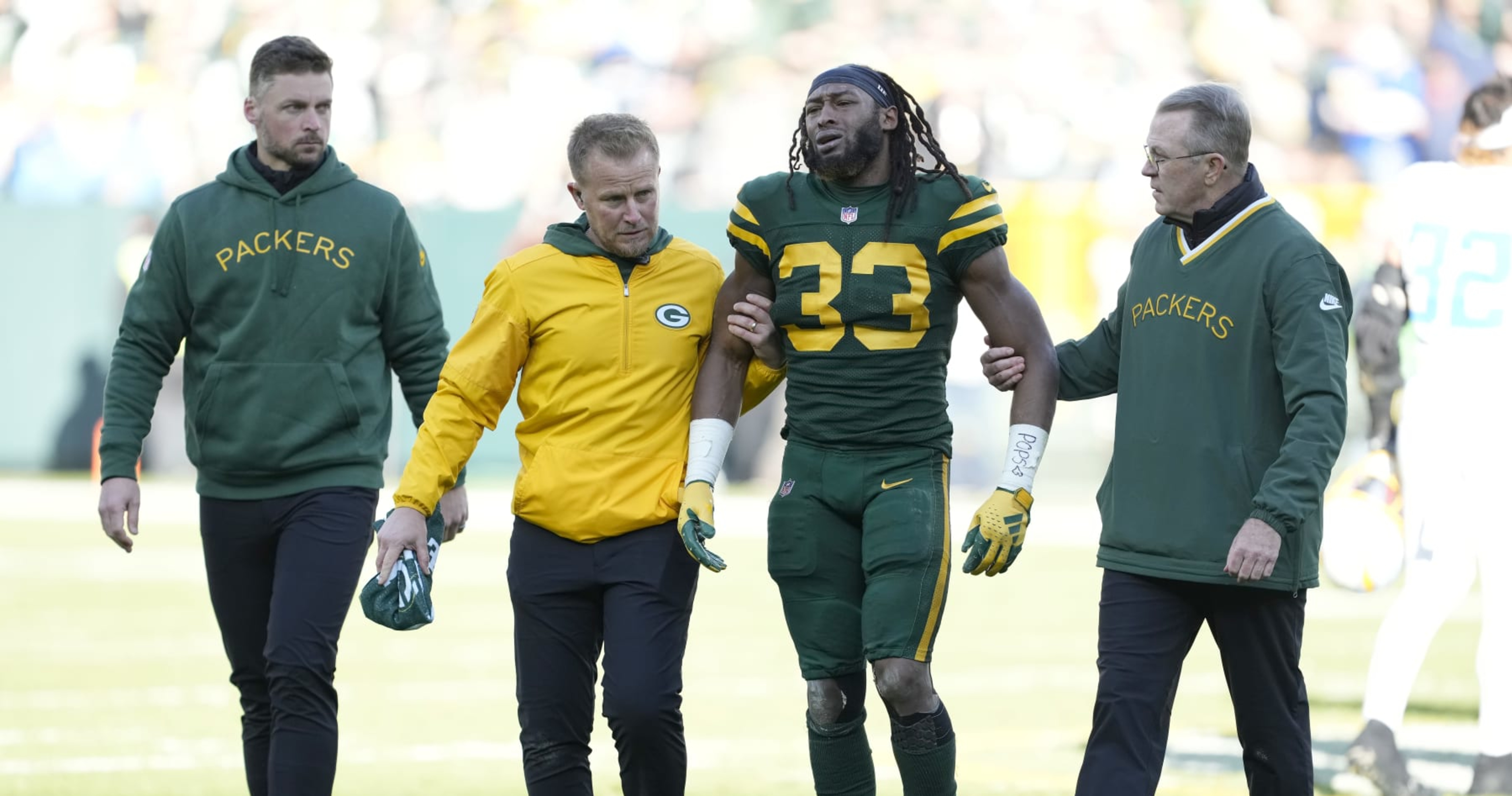 Packers' Aaron Jones' Knee Injury Not Believed to Be LongTerm Issue