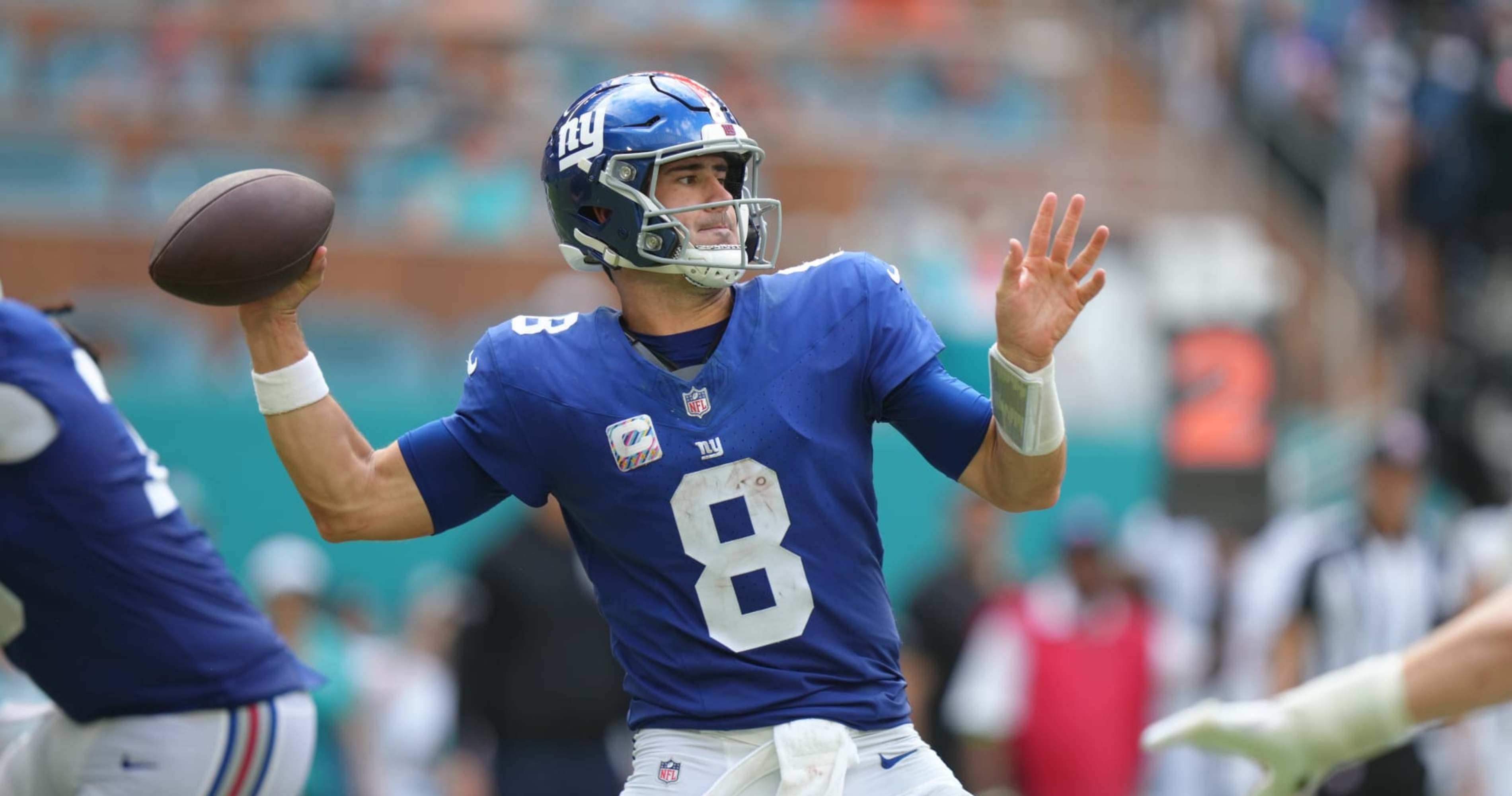 Giants' Daniel Jones Expects 8-10 Month Recovery After Surgery on Knee ...