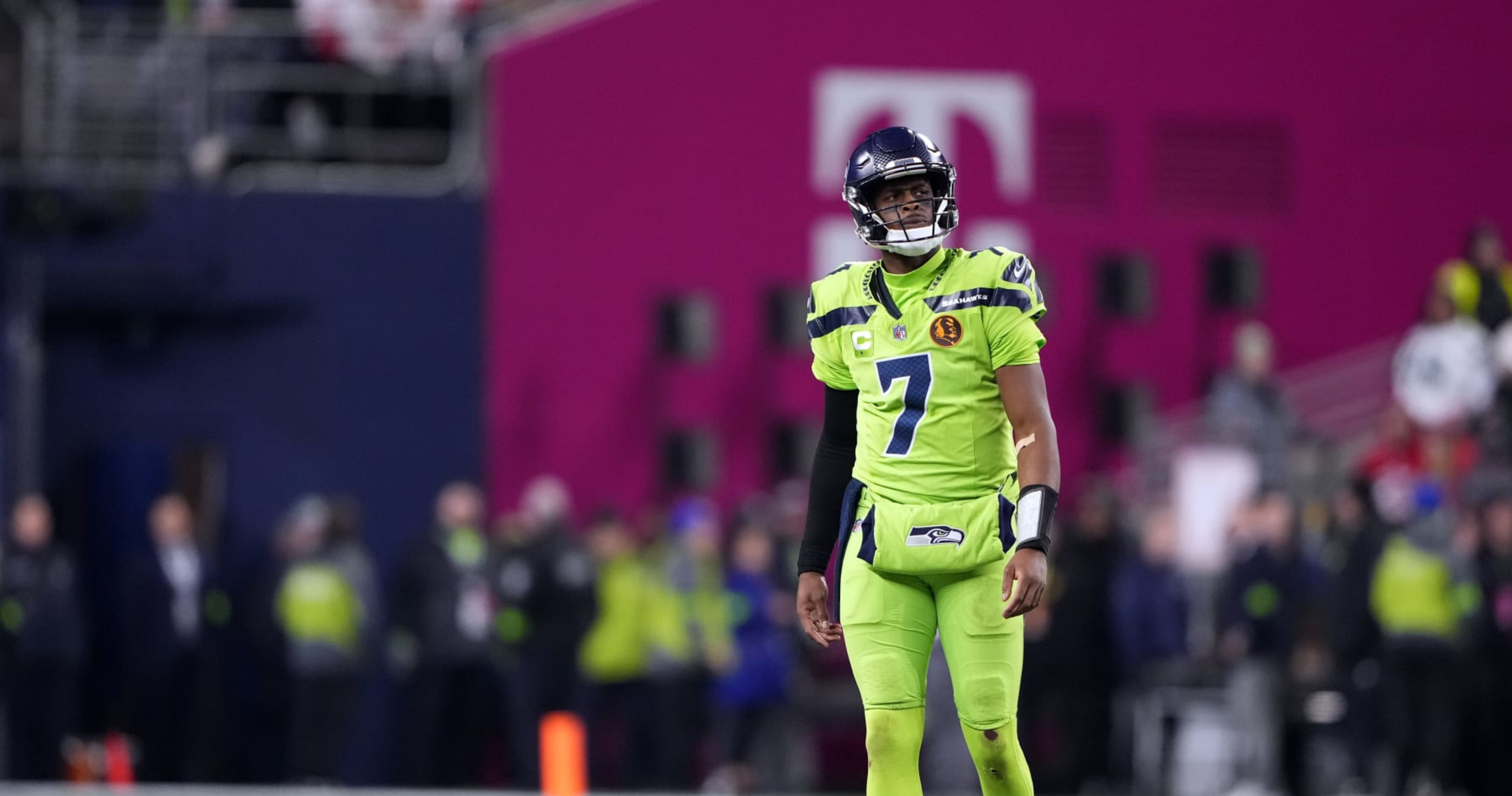 Geno Smith, Seahawks Offense Disappoint NFL Fans With Struggles In Loss ...