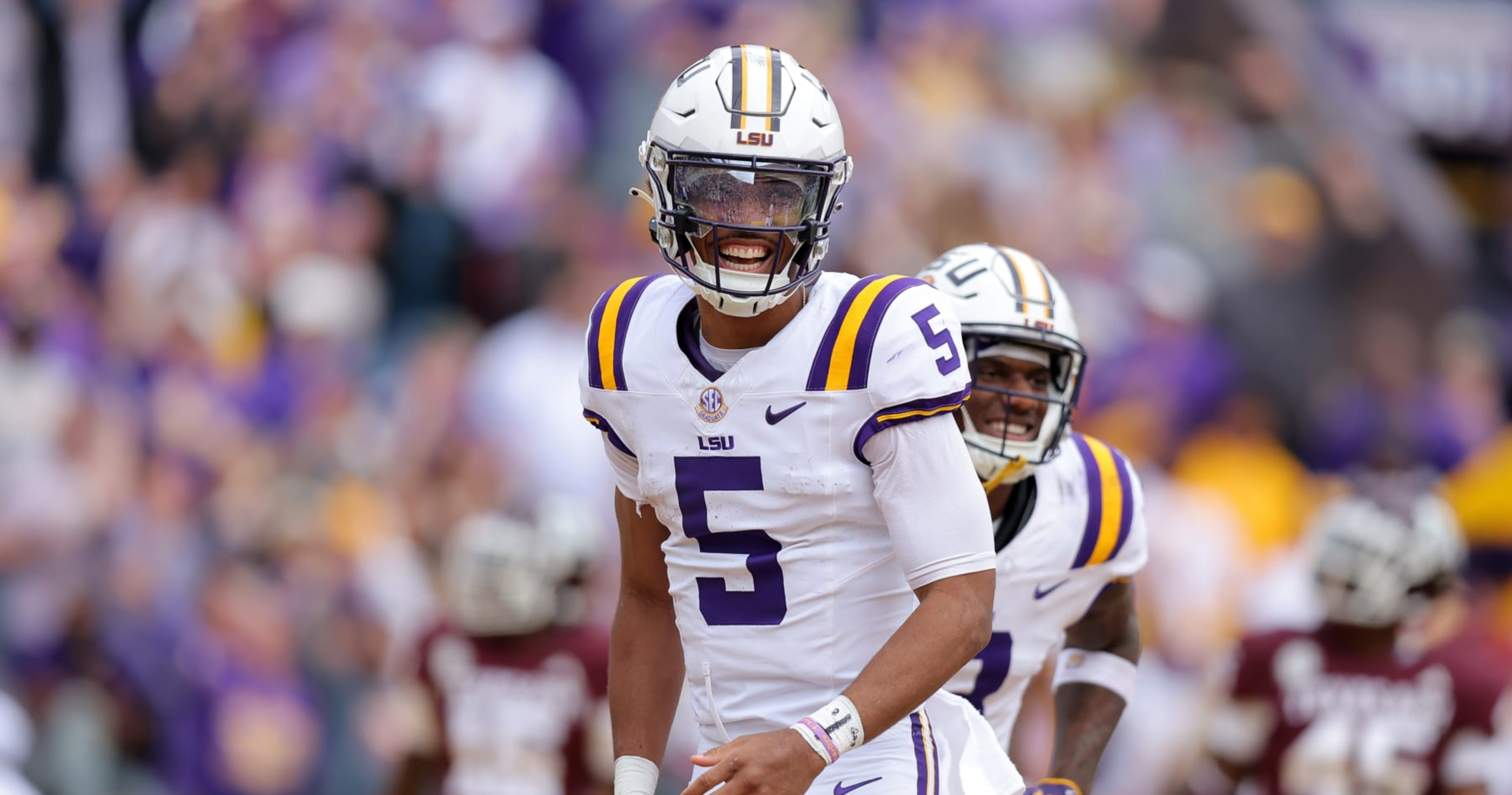 Jayden Daniels Crowned Heisman Trophy Frontrunner By Fans As LSU Beats ...