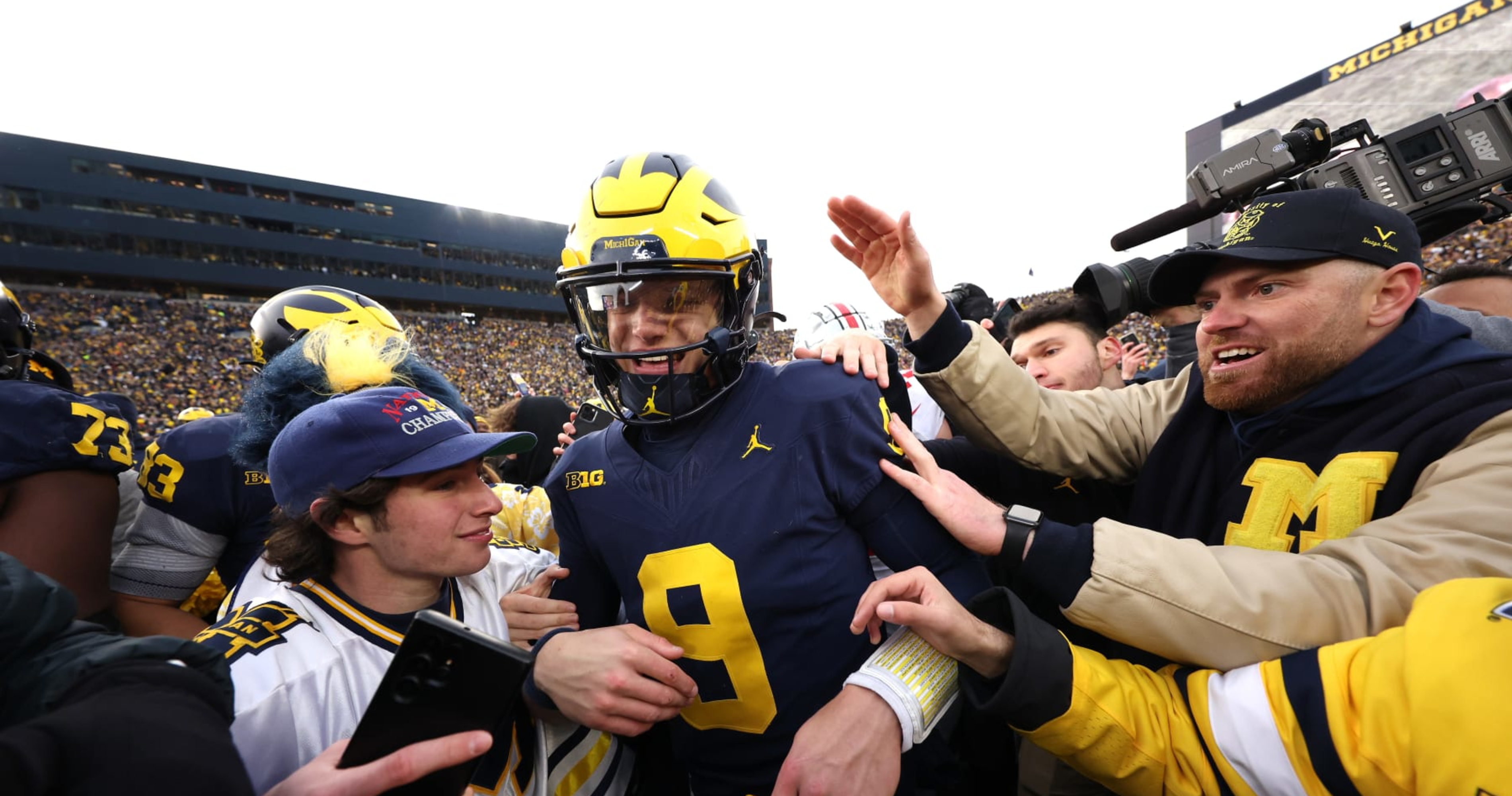 2024 CFP Title Odds Michigan New Betting Favorite After Win