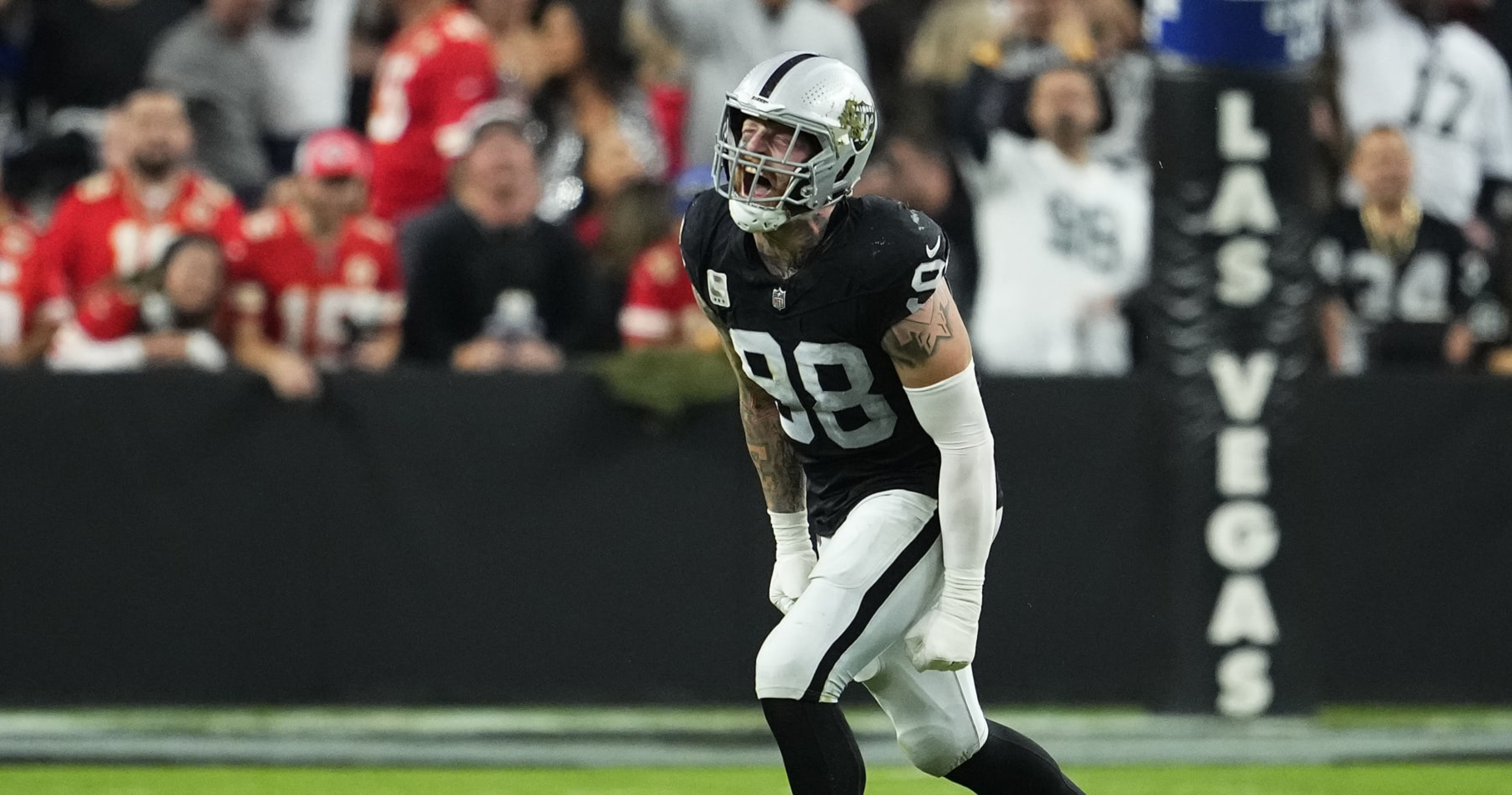 Raiders' Maxx Crosby Played vs. Chiefs After Thursday Hospital Visit for Infections