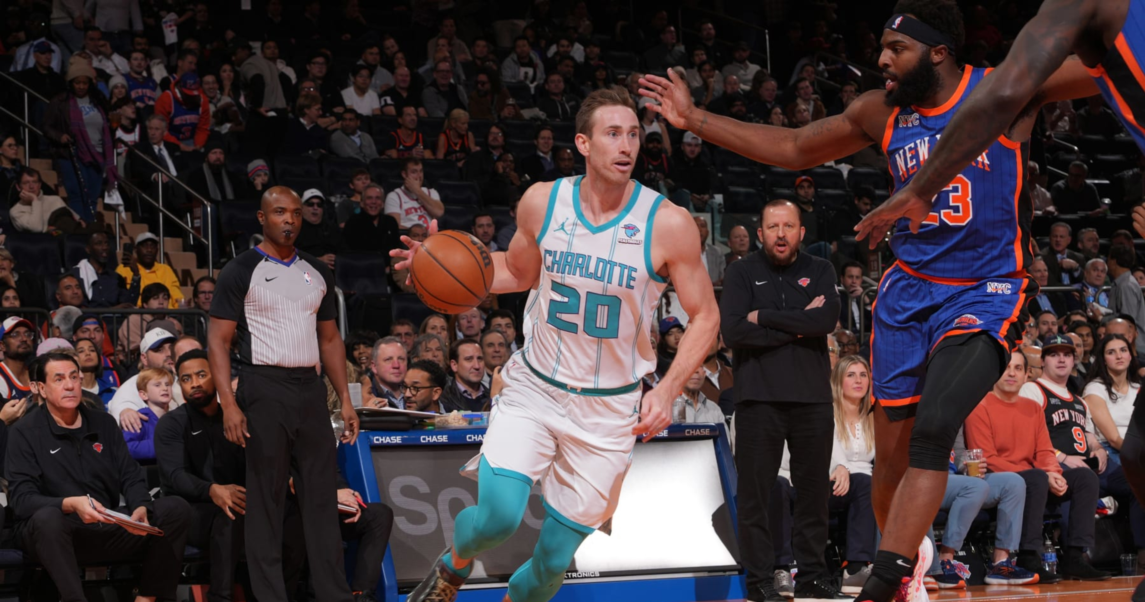 NBA Rumors: Hornets' Gordon Hayward Interests Pistons in Trade