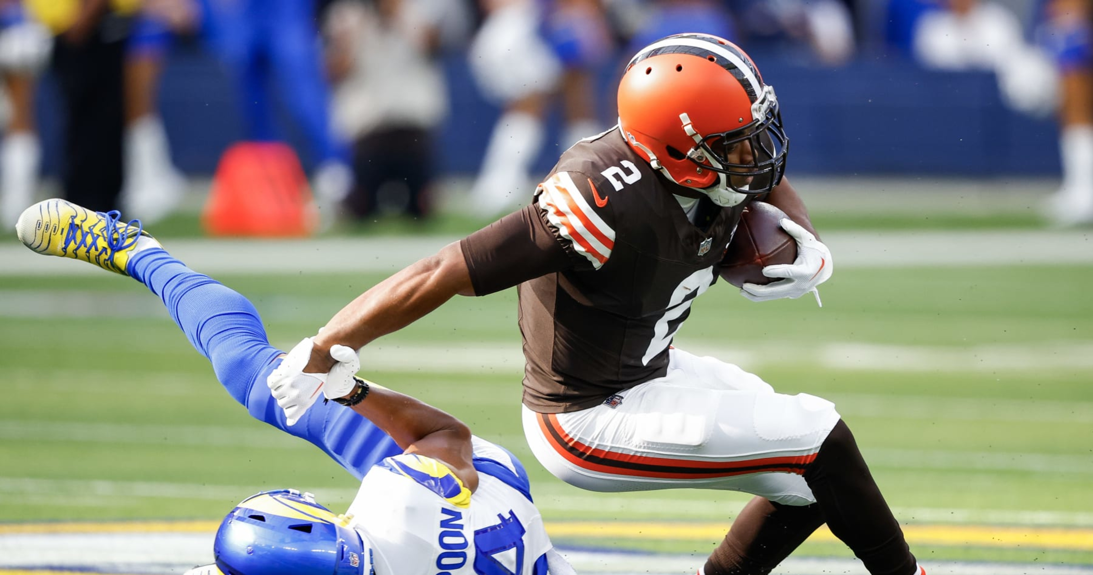 Browns' Amari Cooper Out Vs. Rams After Suffering Head Injury | News ...