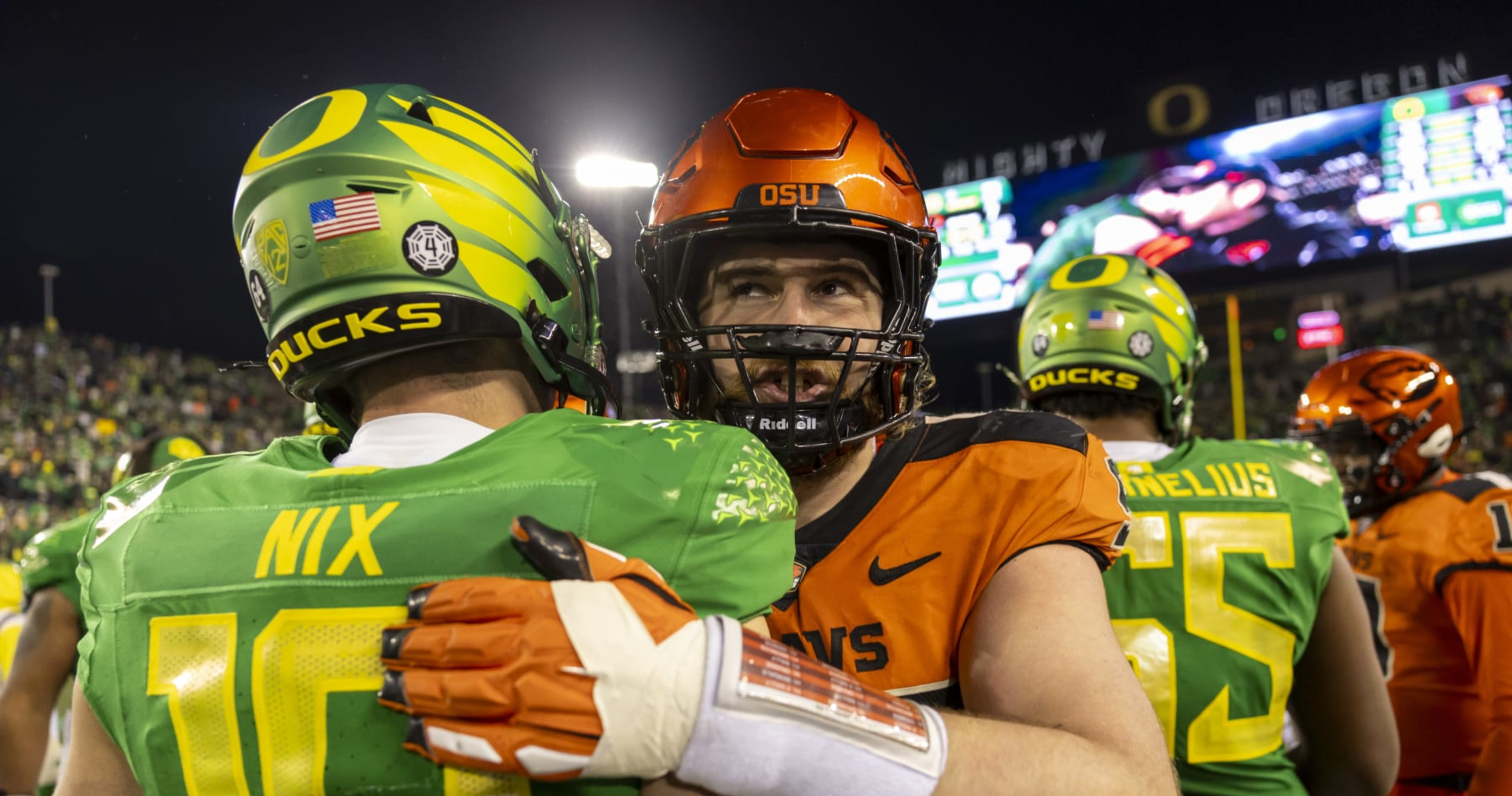 Oregon/Oregon State football rivalry to continue in 2024, 2025