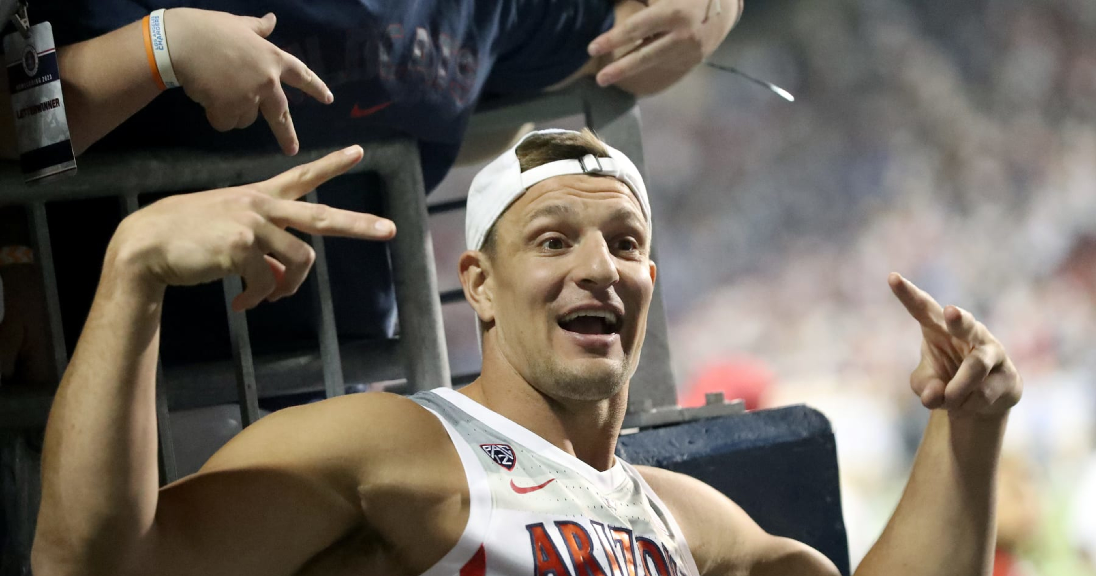 Rob Gronkowski Says Raiders Giants Reached Out About Unretiring In 2023 Offseason News