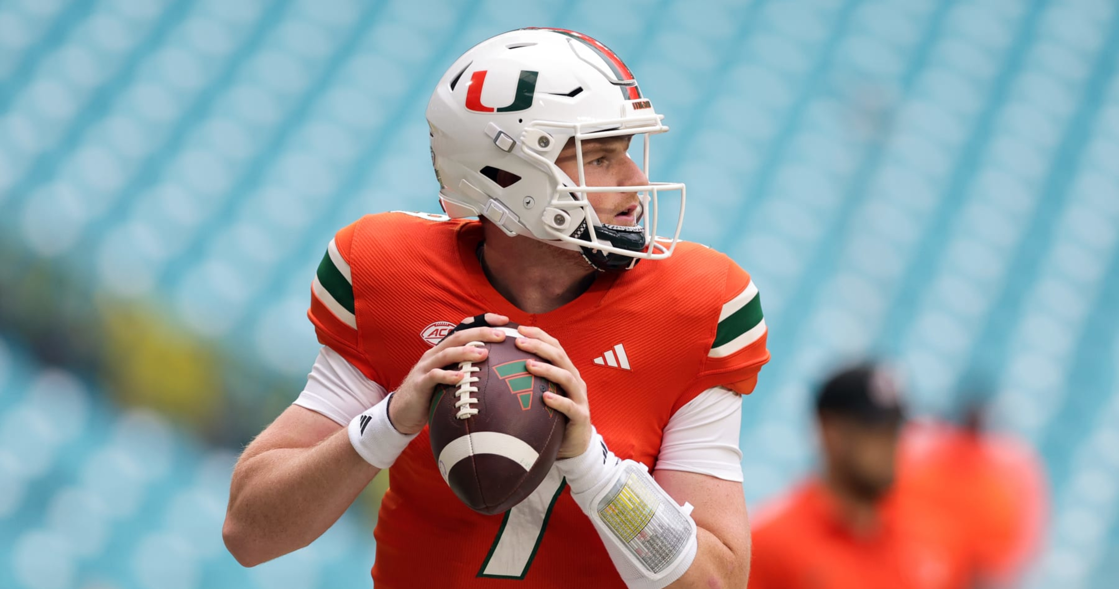 Tyler Van Dyke Commits To Wisconsin After Former Miami QB Entered ...