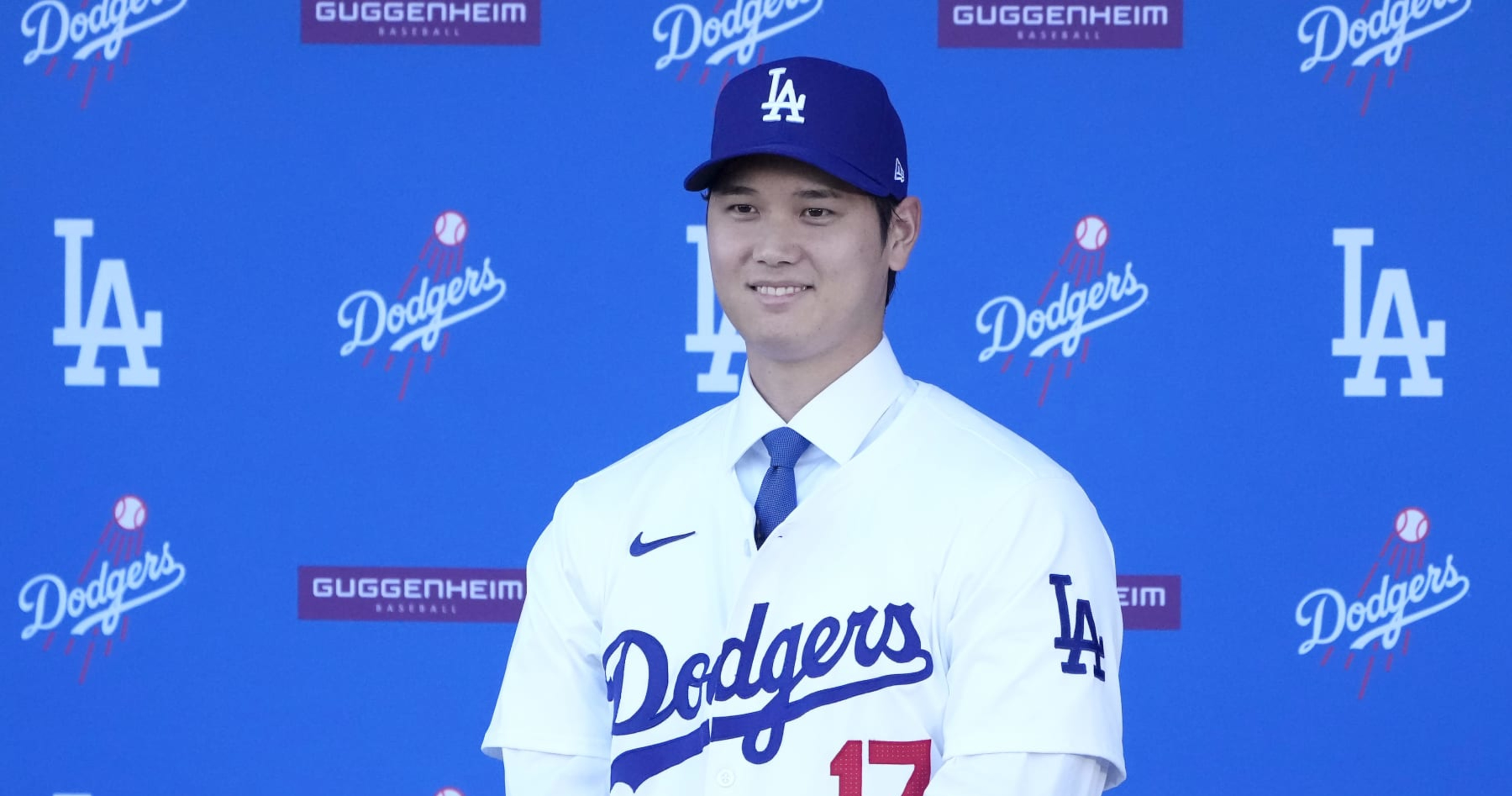 Shohei Ohtani Talks Choosing Dodgers, Deferred Contract, More in Press ...