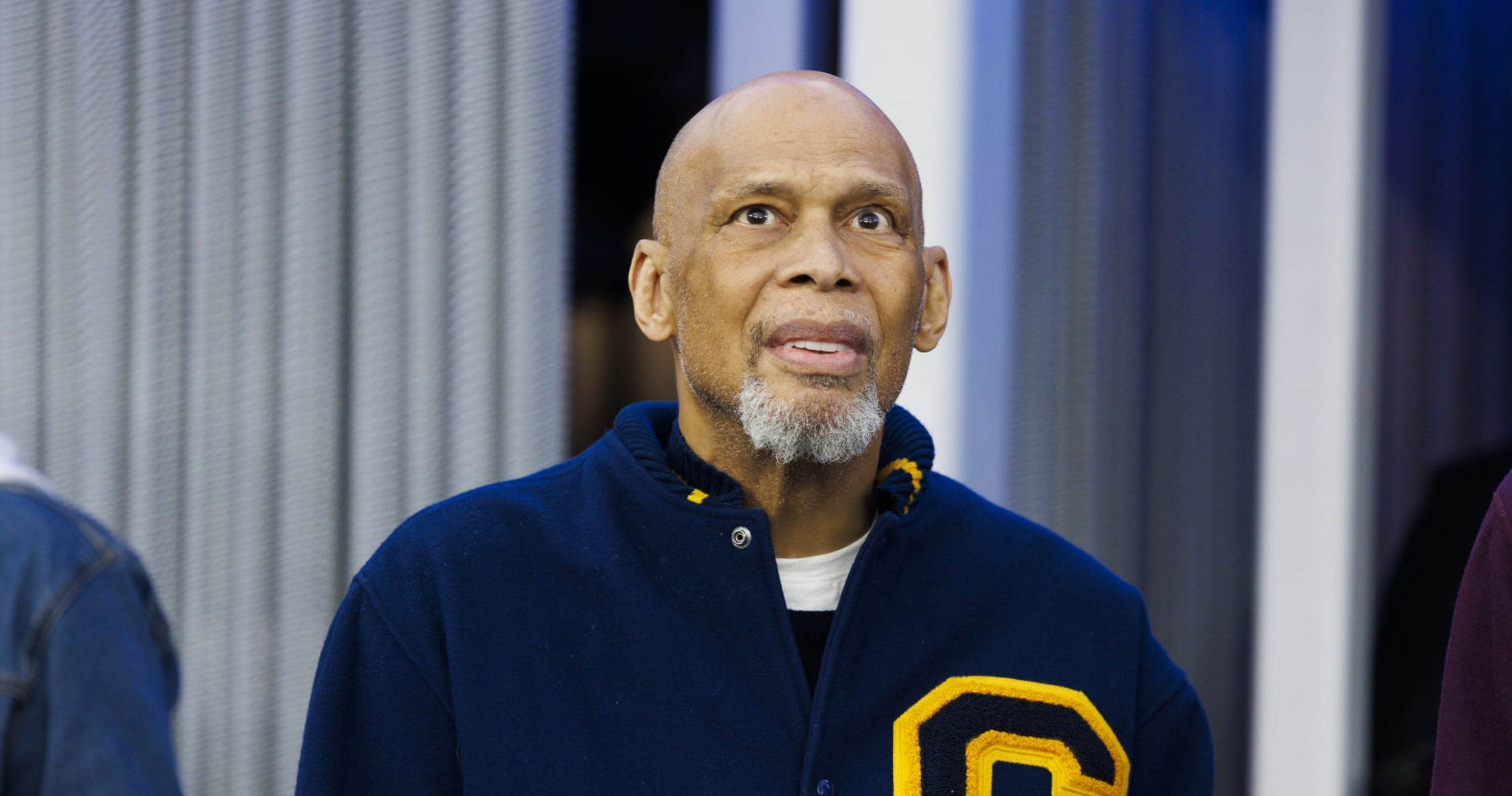 Lakers Icon Kareem Abdul-Jabbar Hospitalized After Suffering Hip Injury ...
