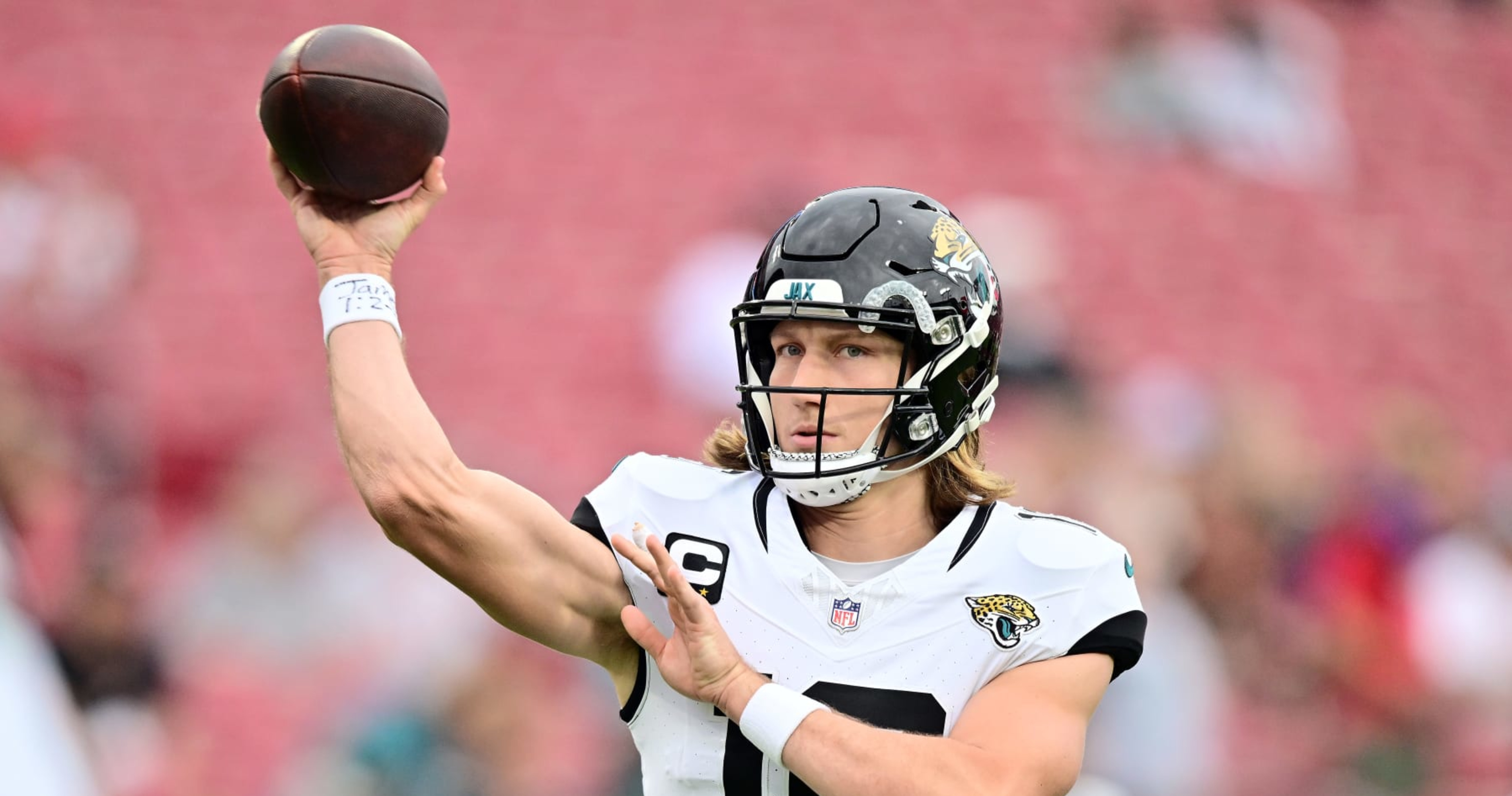 Trevor Lawrence out for Jaguars vs. Panthers with Shoulder Injury