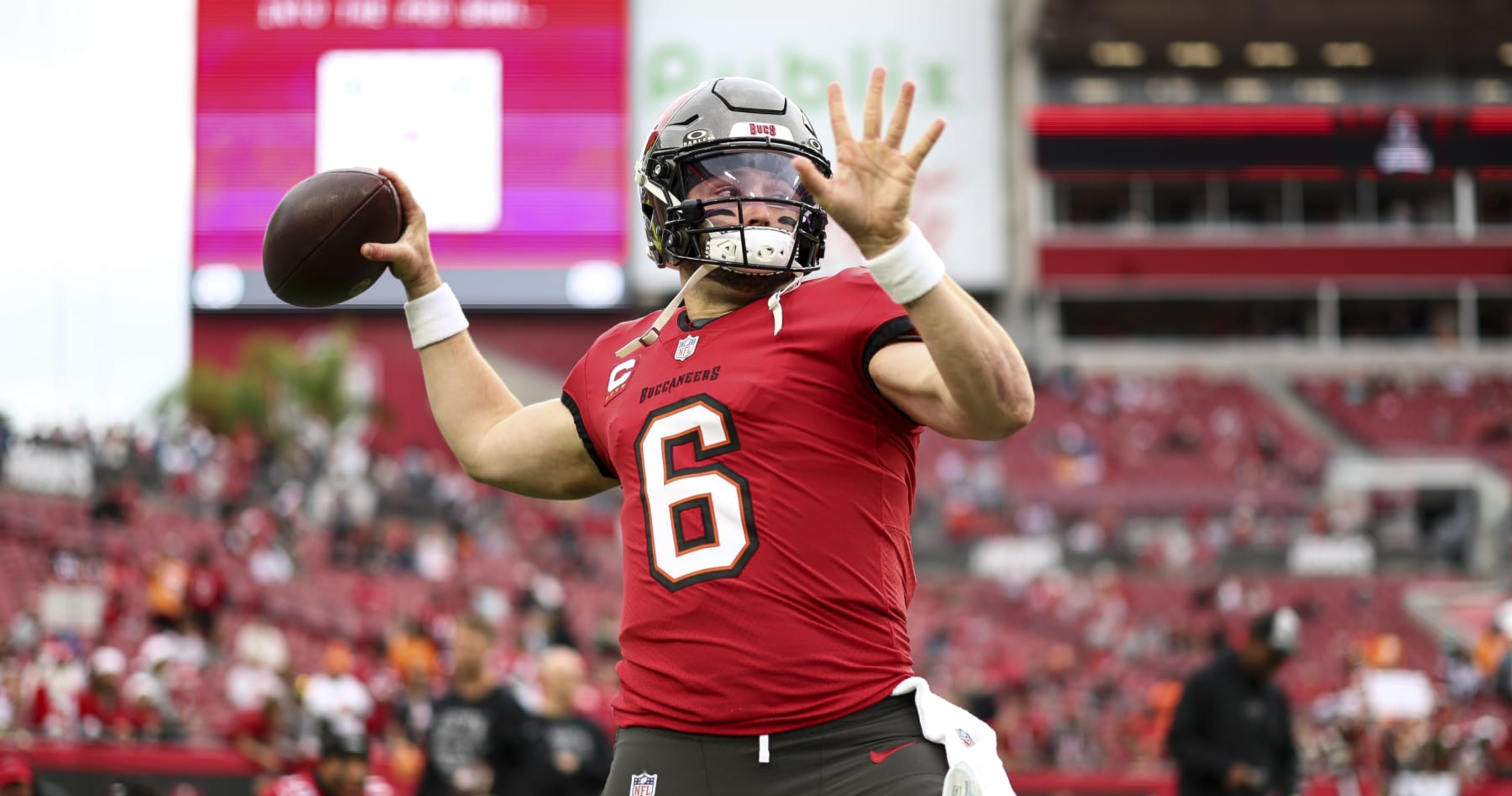 Baker Mayfield Says He'd Love to Stay With Buccaneers Amid Contract Rumors