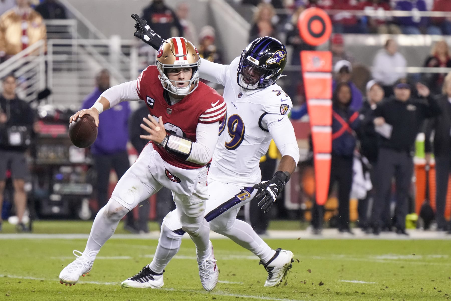 Derek Carr'S [Year] Season:  The Underrated Mvp Campaign? - lzy8wmm
