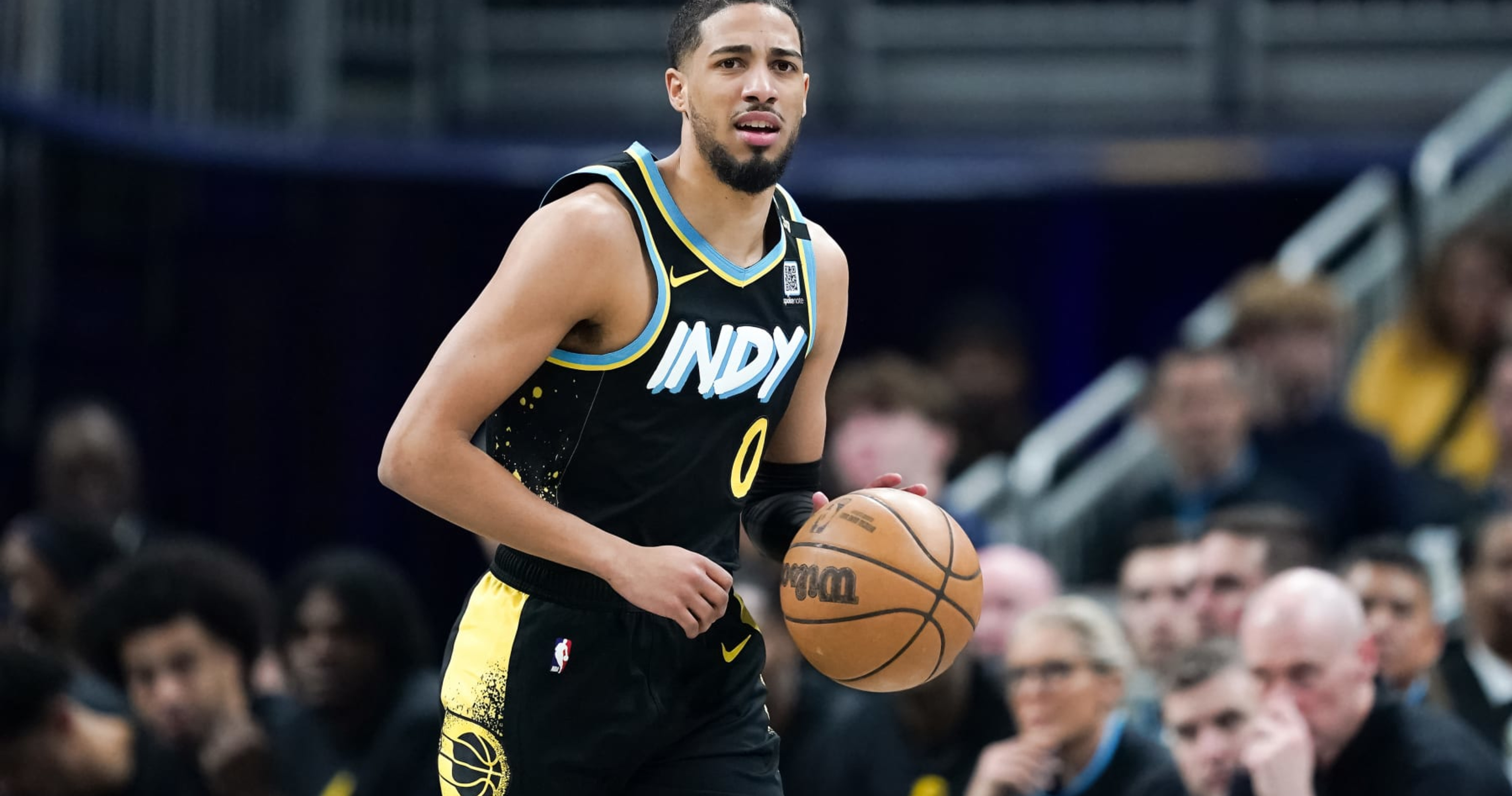 Pacers' Tyrese Haliburton Carried off Floor with Hamstring Injury; Will ...