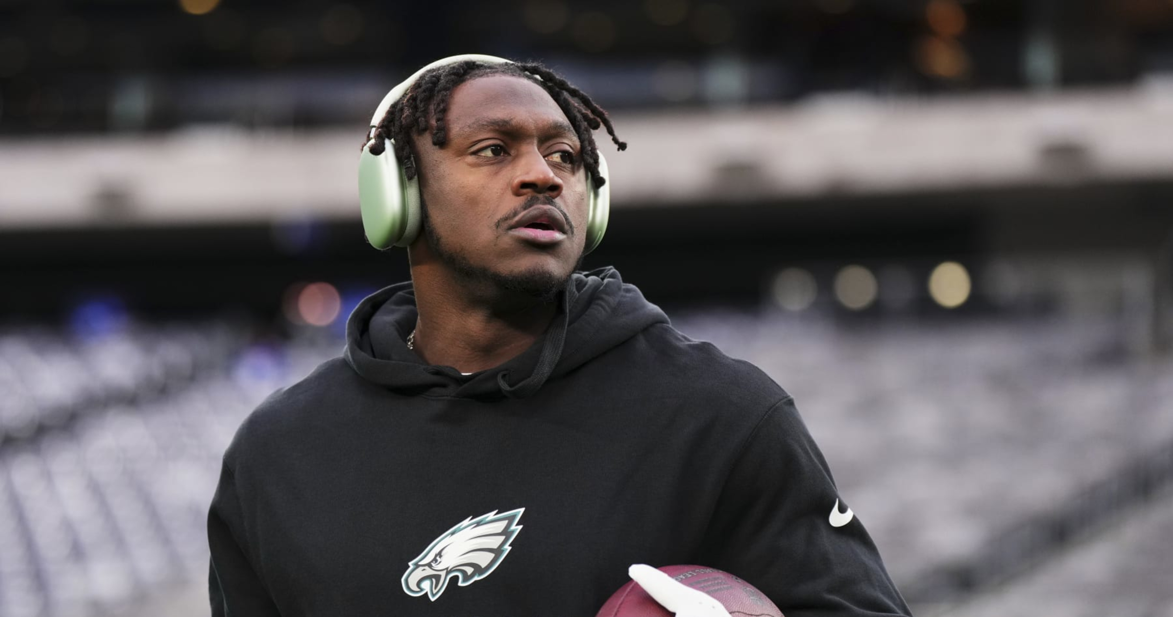 Report: A.J. Brown Wiping Team Photos from Instagram Wasn't 'Anti-Eagles in Any Way'