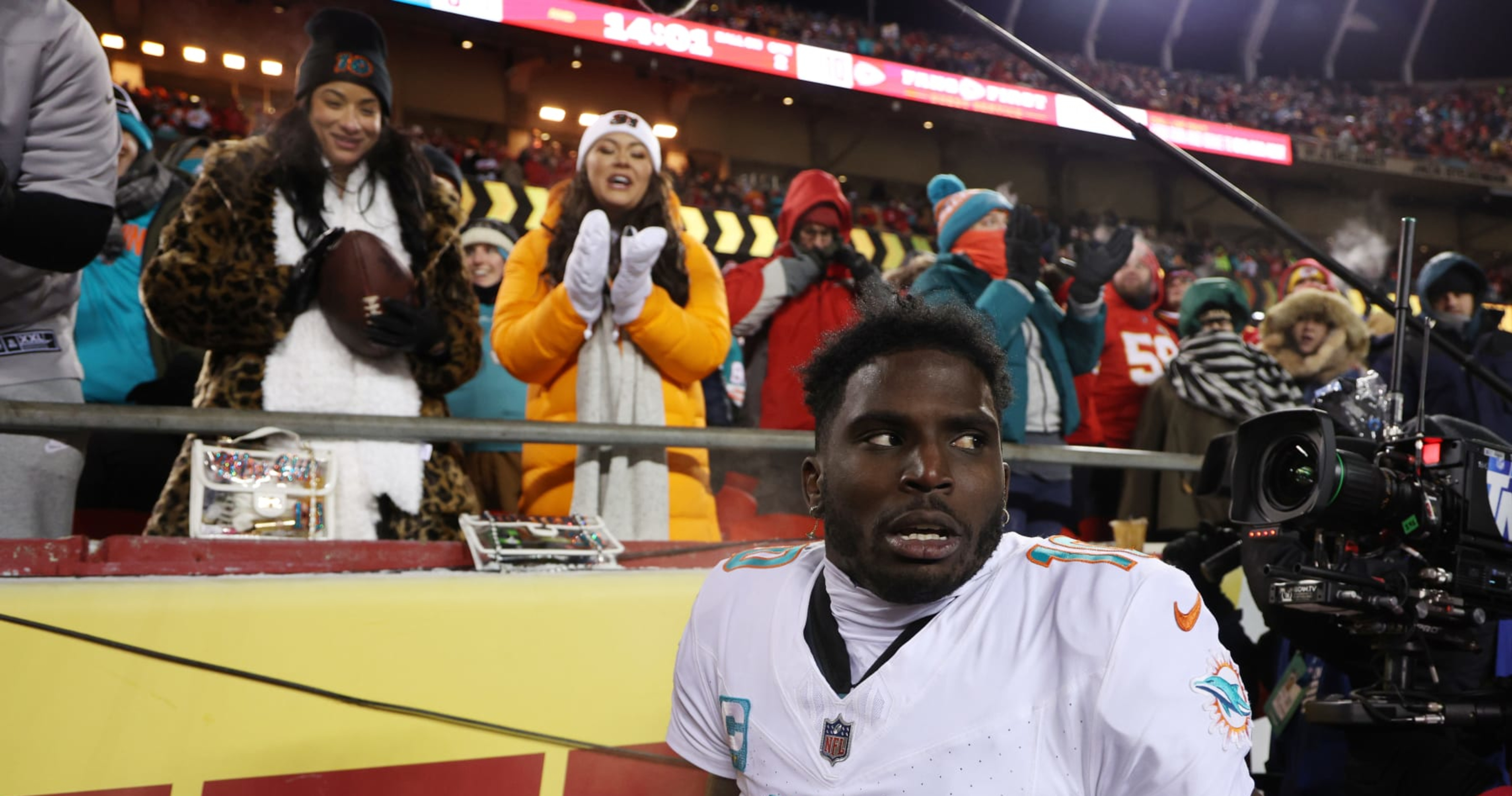 Tyreek Hill: Dolphins 'Can't Be a Bunch of Front Runners' Post-Playoff Loss to Chiefs