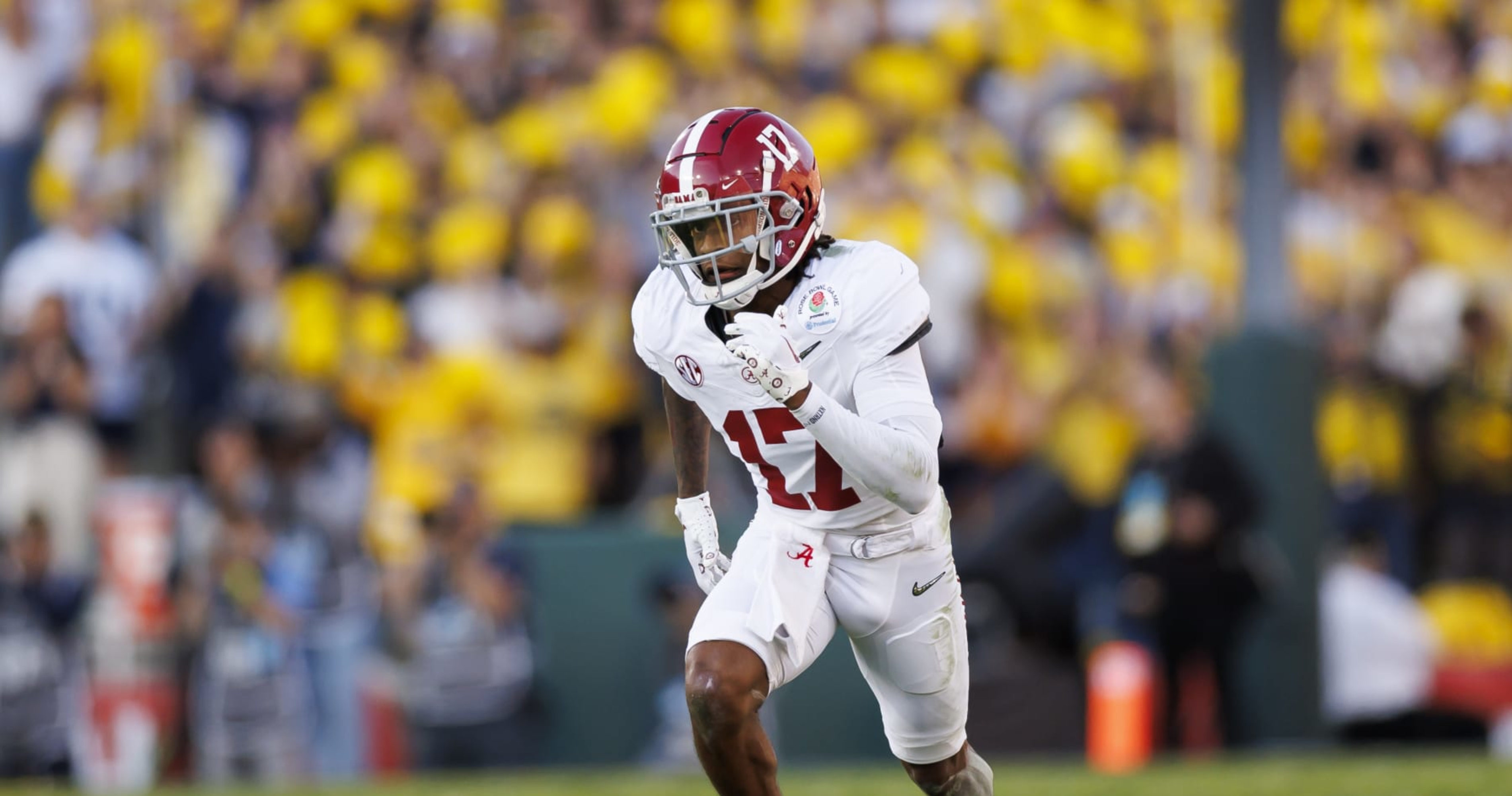 Alabama's Top WR Isaiah Bond Transfers to Texas '100' Because Nick