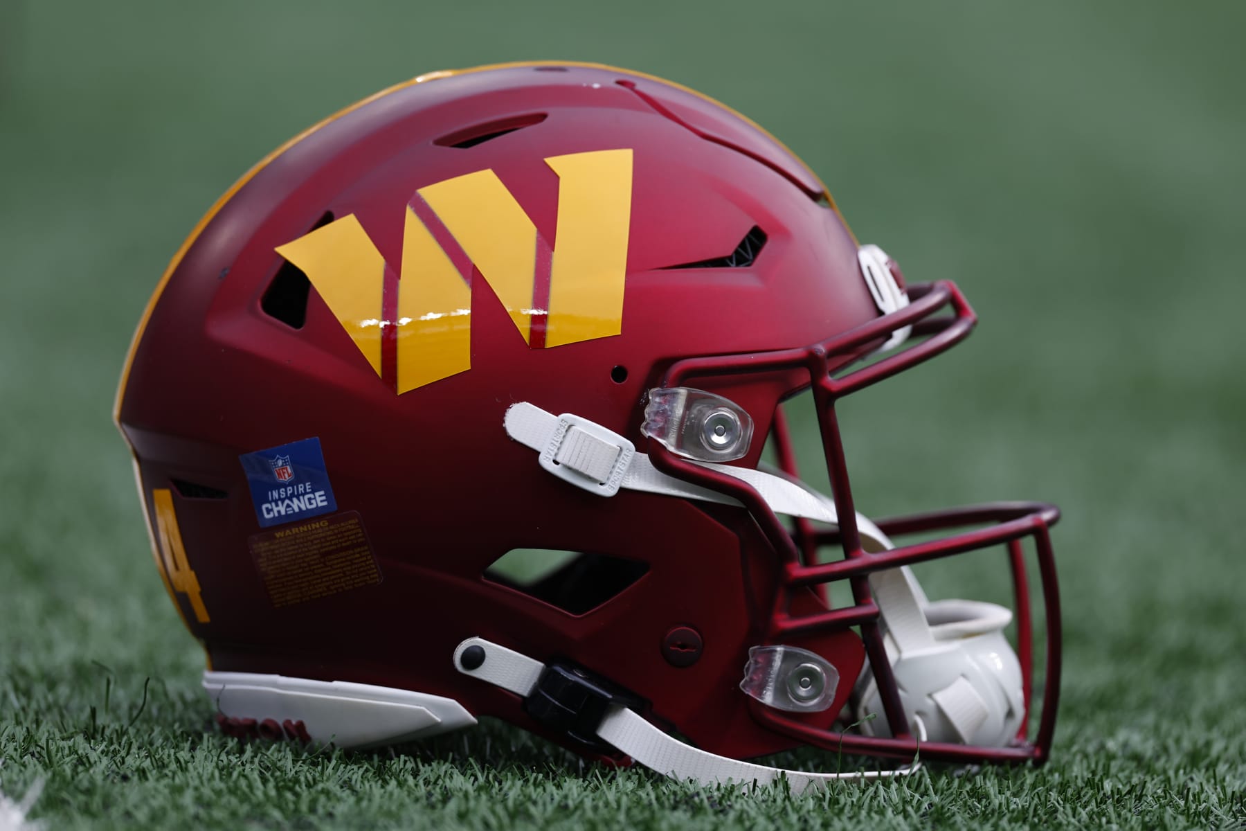 Commanders Head Coaching Job 'A Truly Blank Slate,' NFL Coach Says