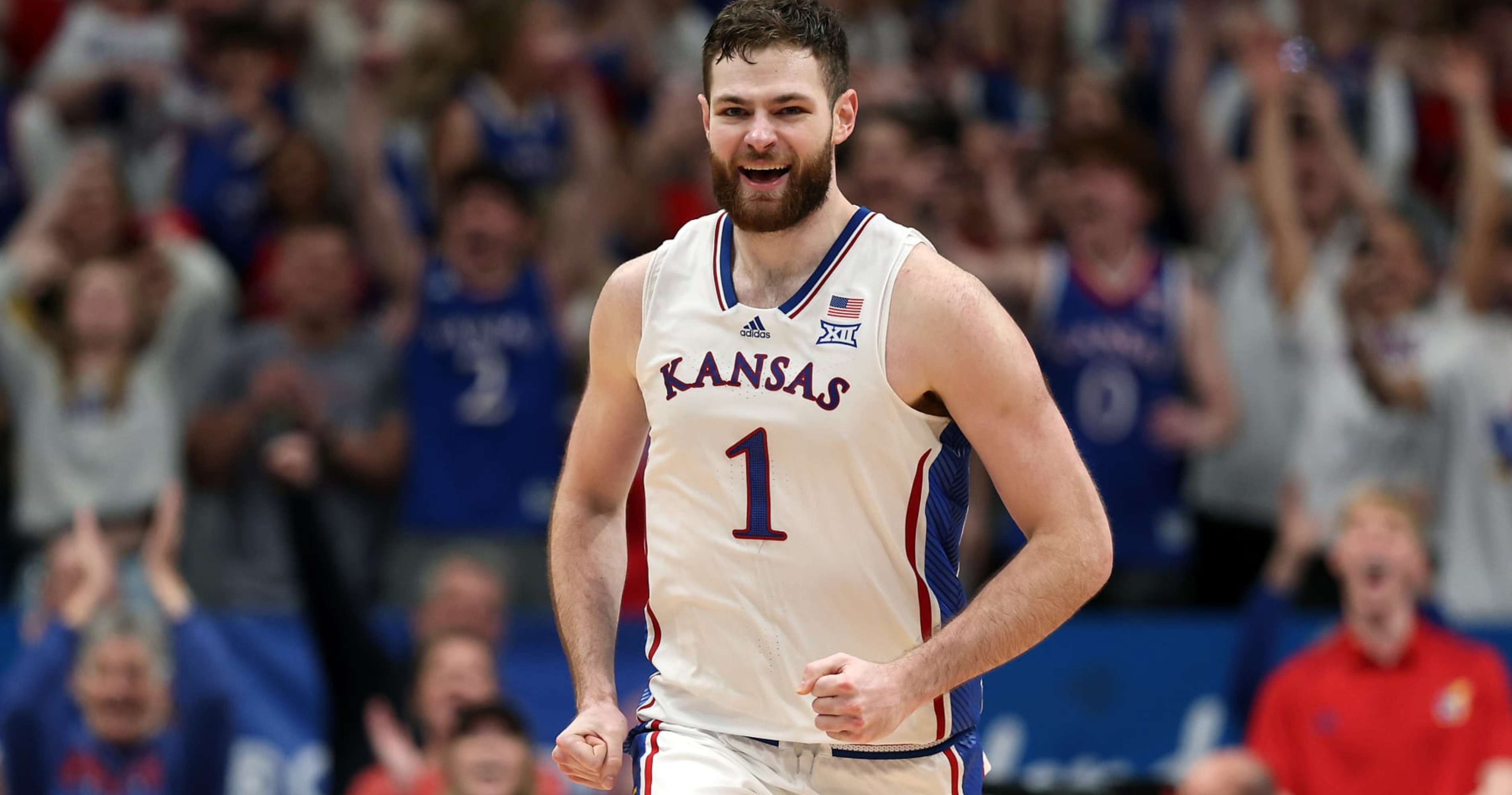 Hunter Dickinson, No. 3 Kansas Disappoint CBB Fans In Upset Loss To ...