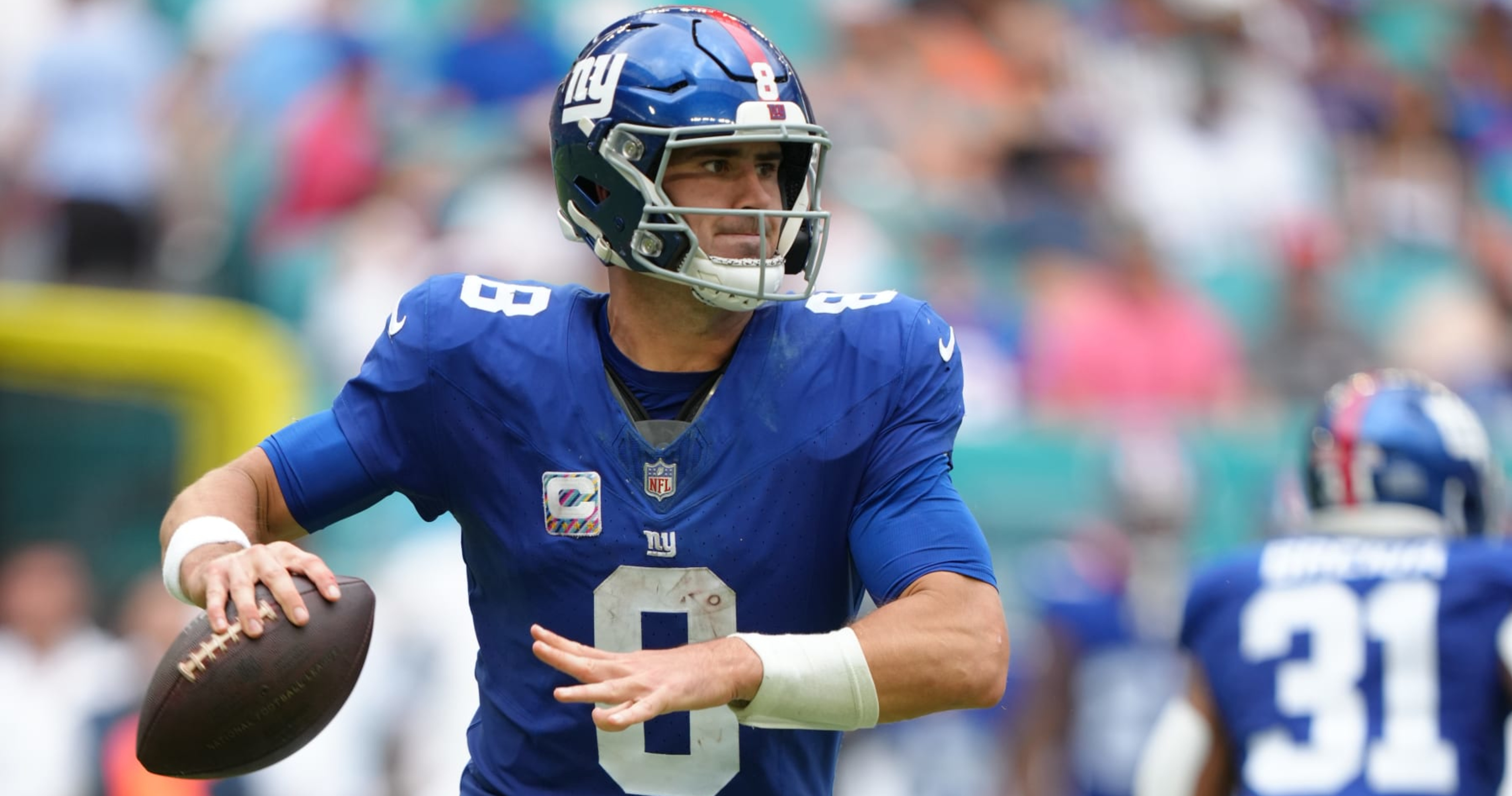 Giants' Daniel Jones Backed by Eli Manning Despite Struggles: 'He Has ...