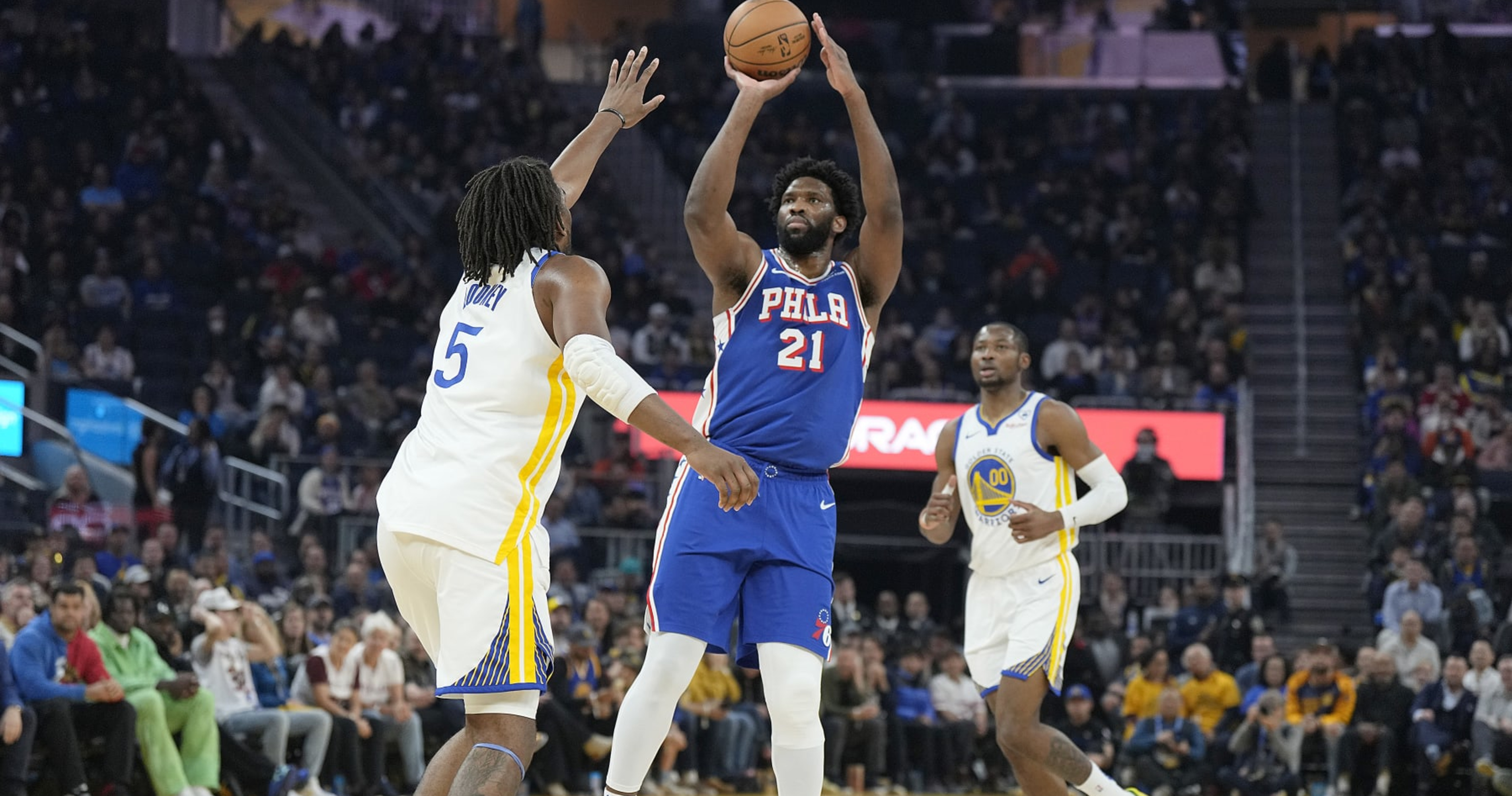 Joel Embiid Has 76ers Fans Worried With 1st Half Struggles Vs. Steph ...