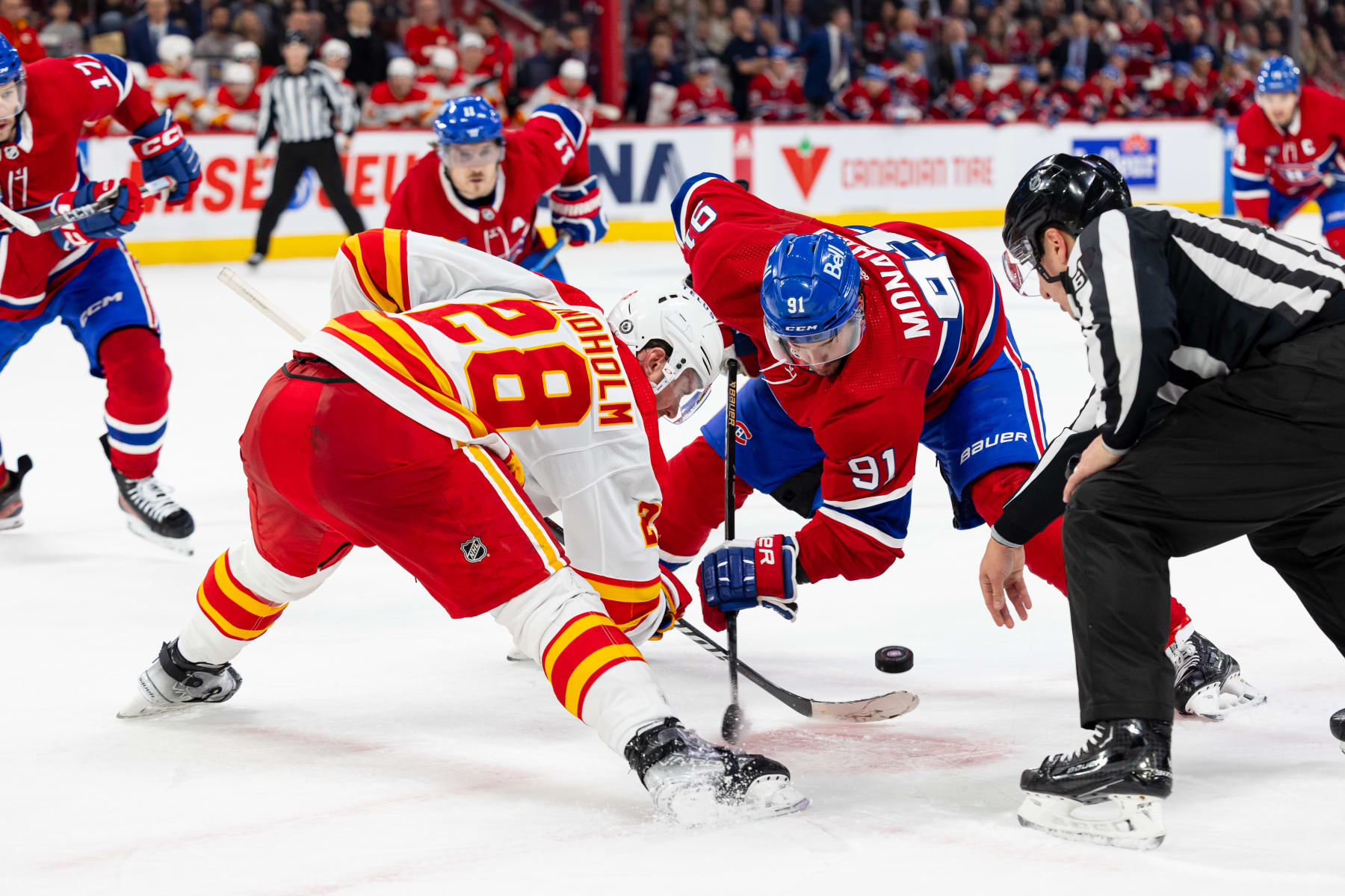 The 5 NHL Players Likely to be Traded After the Elias Lindholm and Sean Monahan Deals - Vimarsana News